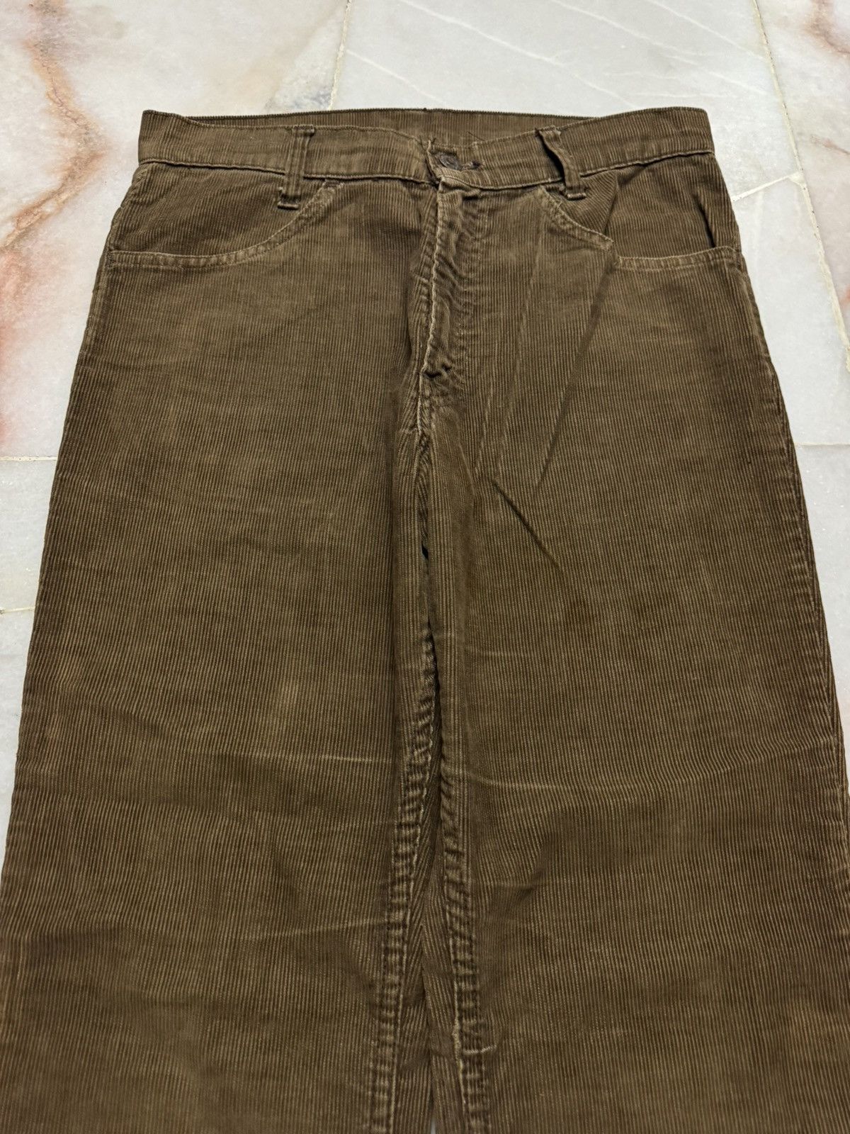 Levi's 💥FLARED💥70's LEVI'S WHITE TAG CODUROI BOOTCUT CLASSIC BROWN Size US 29 - 4 Thumbnail