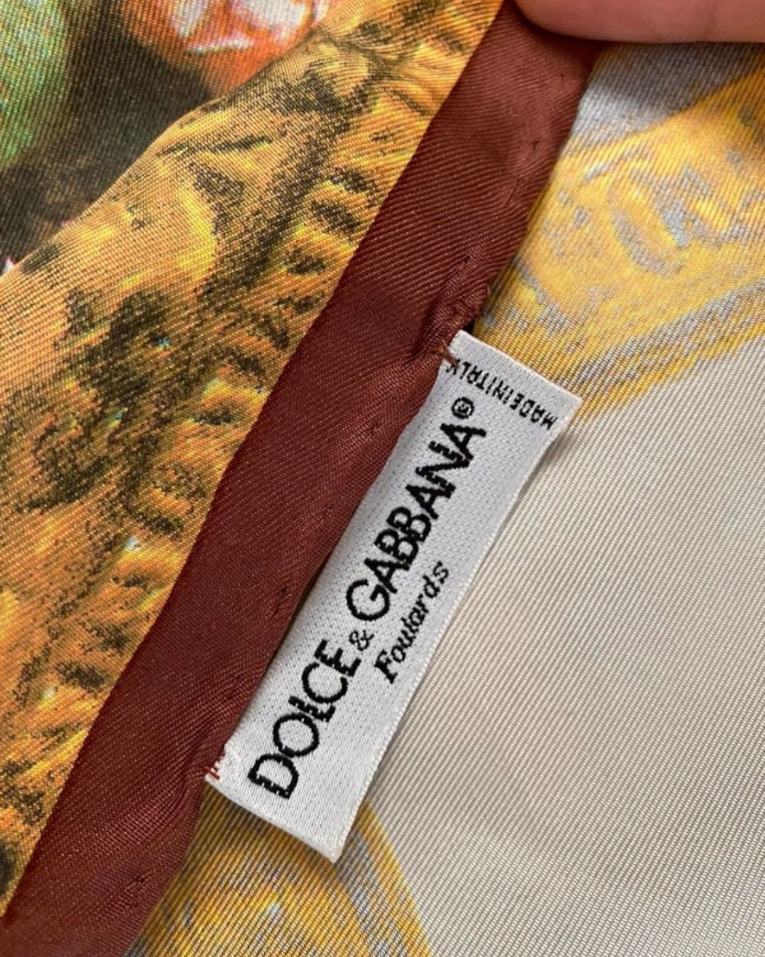 Dolce & Gabbana PRINTED CUPIDS SILK SCARF Size ONE SIZE - 5 Thumbnail