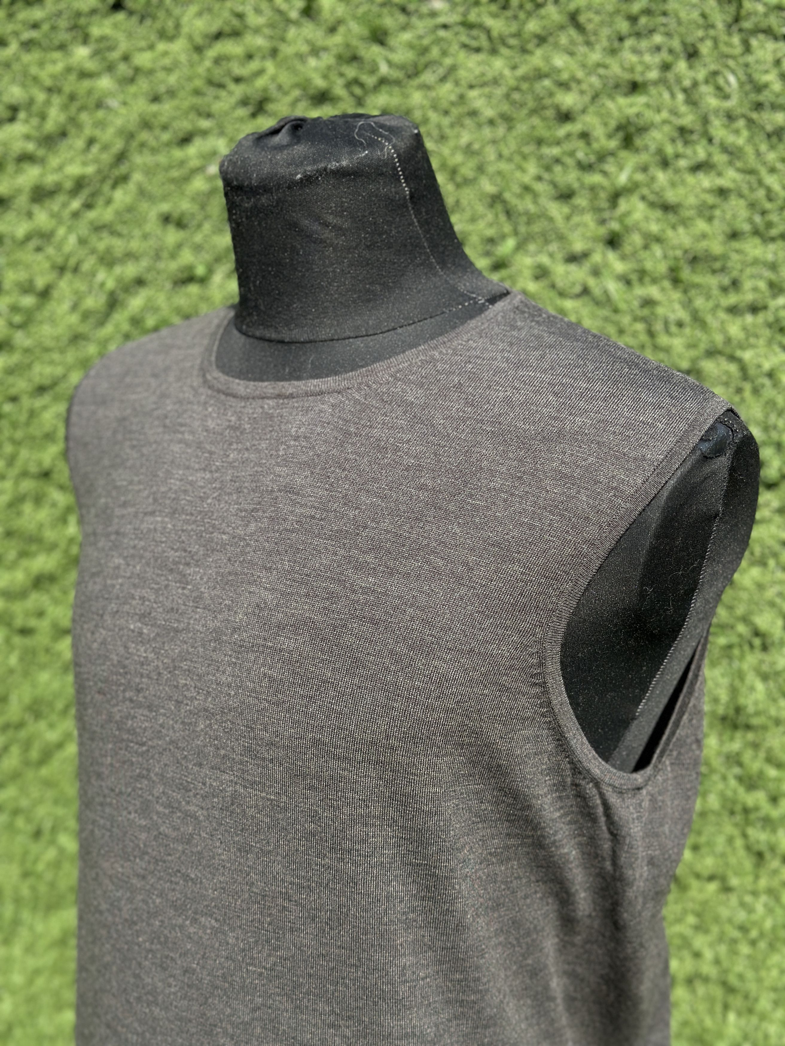 Akris Akris Punto Fine Wool Knit Sleeveless Sweater Vest Size 44 Size S / US 4 / IT 40 - 9 Thumbnail
