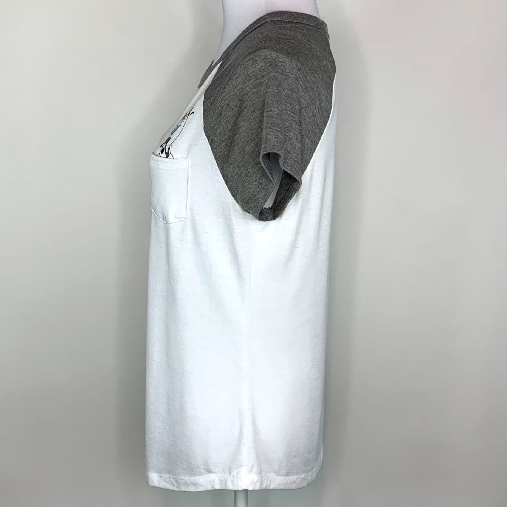 Disney Disney Frozen Olaf Shirt Womens Size L White Gray Short Sleeve Patch Pocket Tee Size L / US 10 / IT 46 - 7 Thumbnail