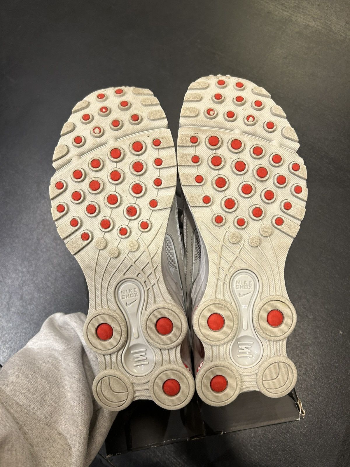 Nike × Supreme Nike Supreme Shox White Size US 9 / EU 42 - 5 Thumbnail