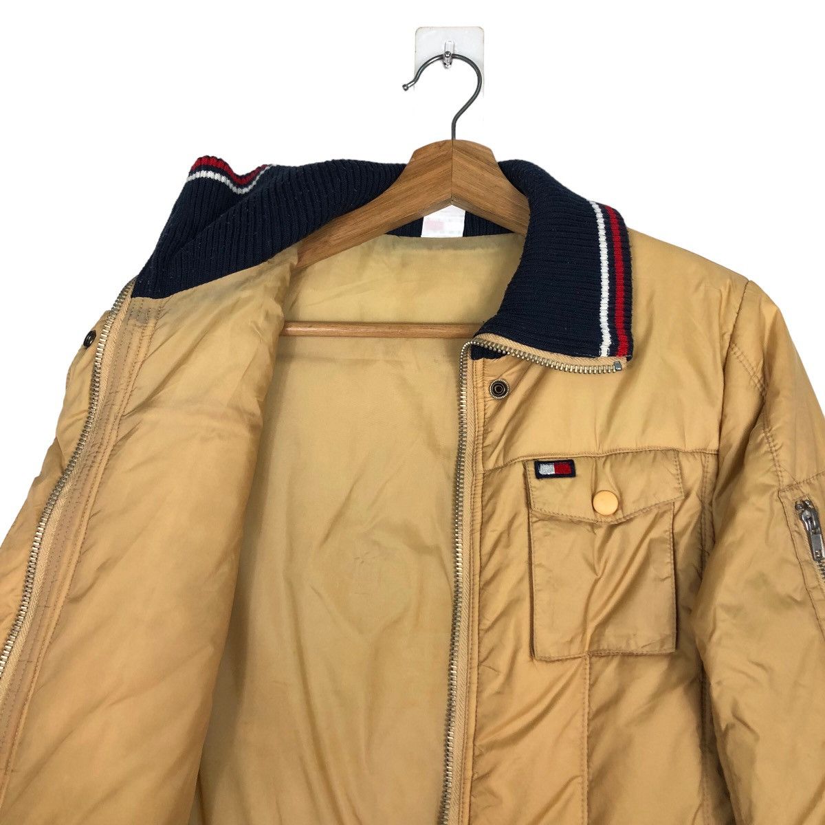 Japanese Brand 🔥Vtg Cropped Bomber Jacket Tommy Hilfiger Girl Size US M / EU 48-50 / 2 - 10 Thumbnail