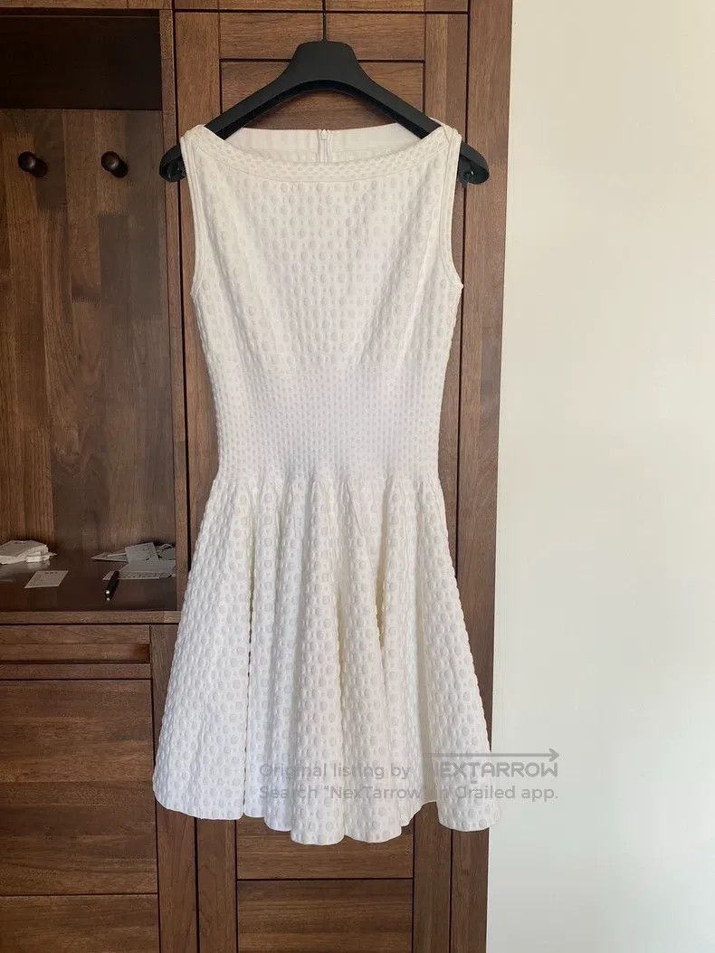 Alaia Alaia Dress with Waist Cinching and Full Skirt Size S / US 4 / IT 40 - 5 Thumbnail