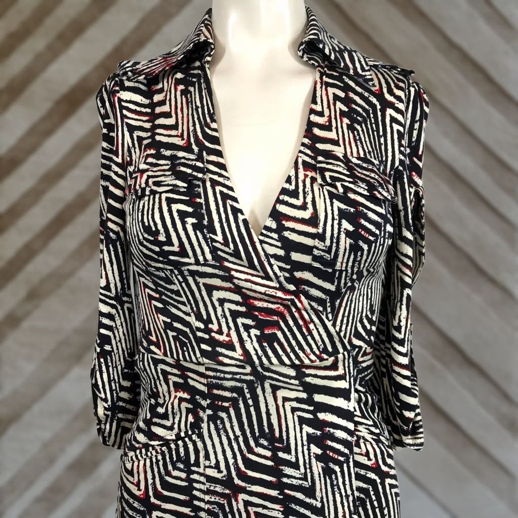 Diane von Furstenberg Diane von Furstenberg Womens 2 Black & Cream Collared Wrap Dress Silk Knee Length Size XS / US 0-2 / IT 36-38 - 1 Thumbnail