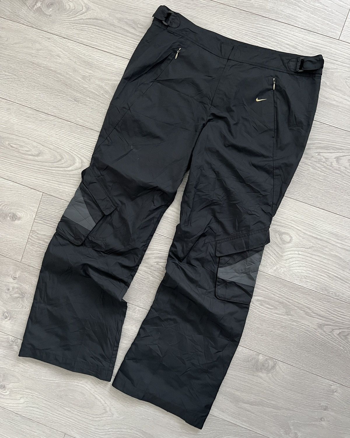 Nike Nike Clima-Fit 00s Golden Swoosh Logo Technical Rain Pants Size US 30 / EU 46 - 3 Thumbnail
