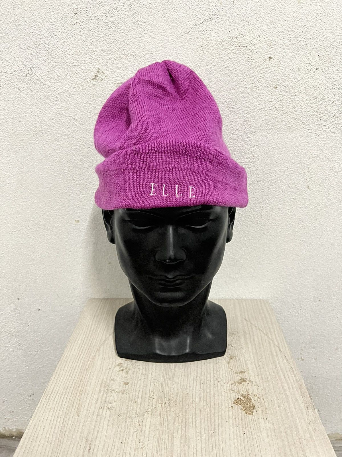 Vintage Vintage Elle Spell Out Beanie Hat Size ONE SIZE - 2 Thumbnail