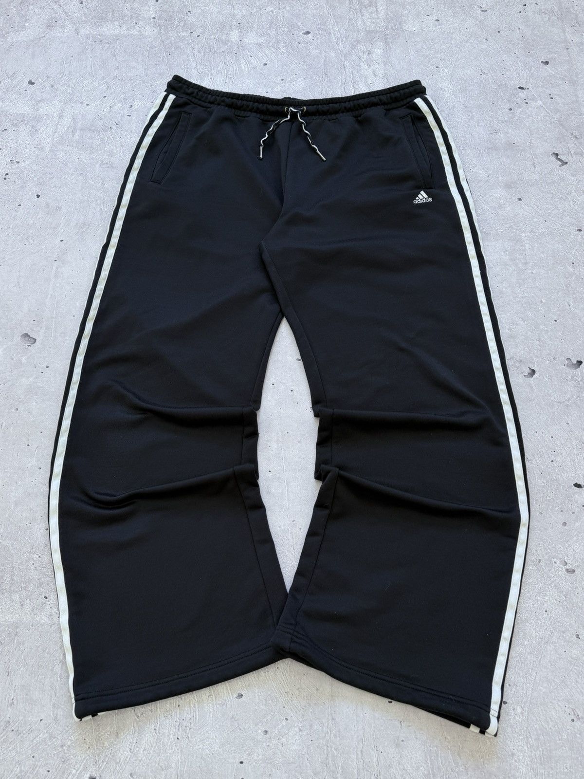 9/6（土）終了予定　Balenciaga adidas pants 9/6（土）終了予定 Balenciaga adidas pants - メルカリ