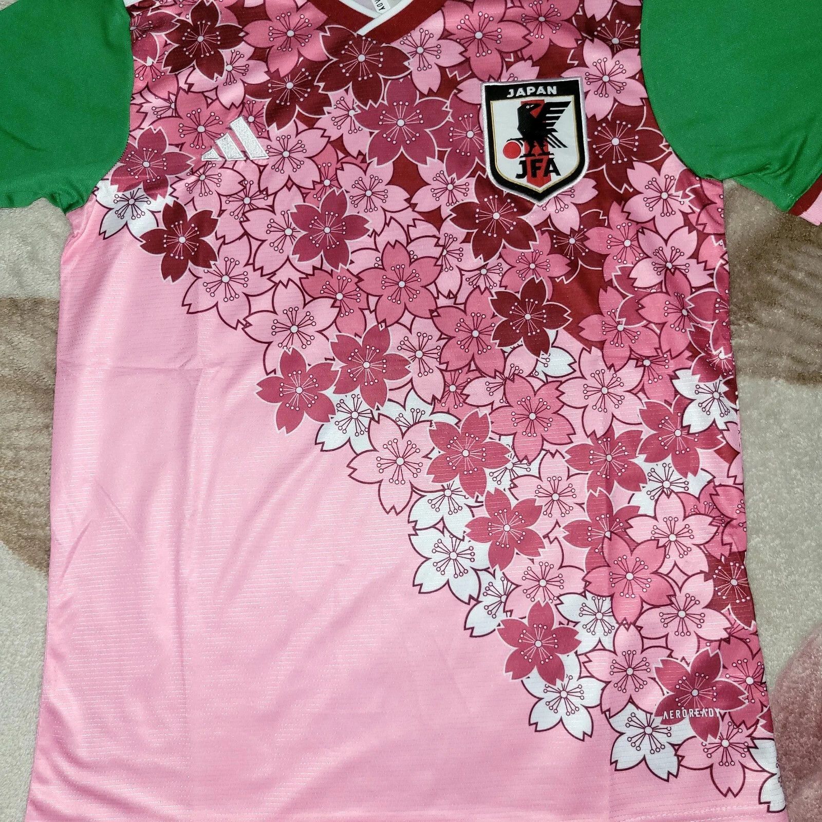 Other RARE Japan Soccer Jersey ÿ Pink Flowers Concept Edition Size US L / EU 52-54 / 3 - 2 Thumbnail