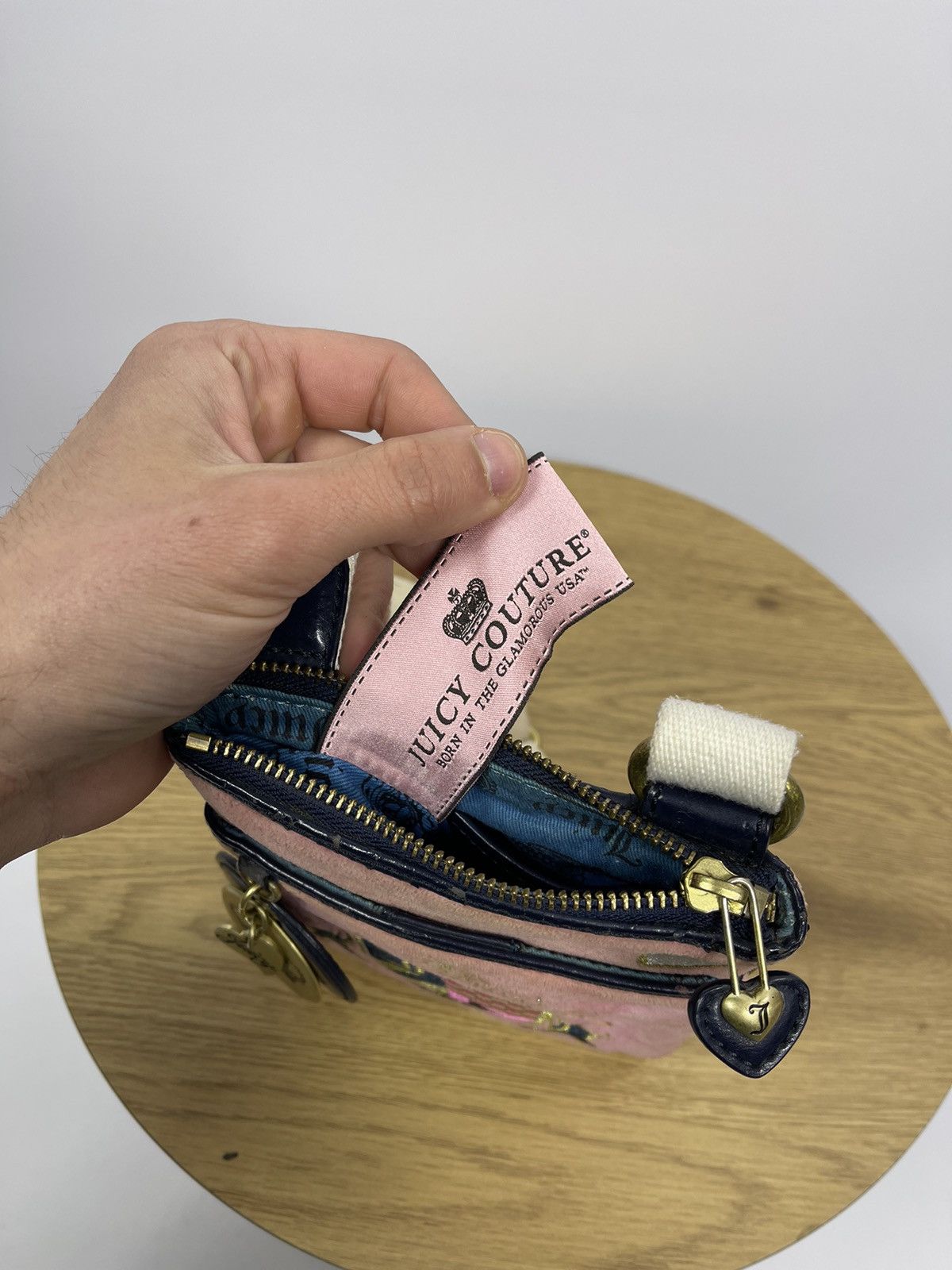 Juicy Couture Juicy Couture Vintage Velour Pink Crossbody Bag Mini Y2K Size ONE SIZE - 6 Thumbnail