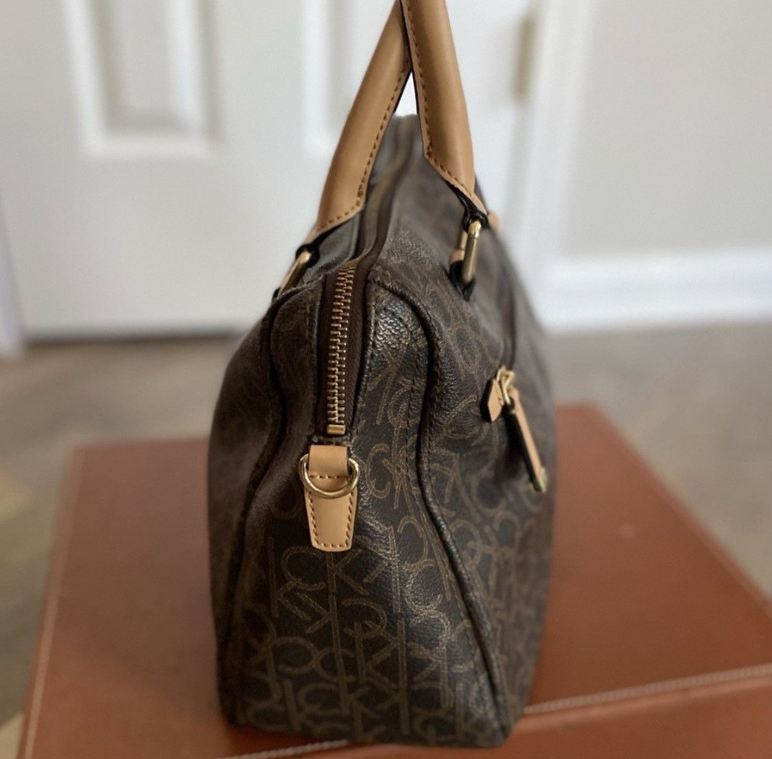 Calvin Klein CALVIN KLEIN LEATHER CK LOGO SATCHEL PURSE HANDBAG Size ONE SIZE - 6 Thumbnail