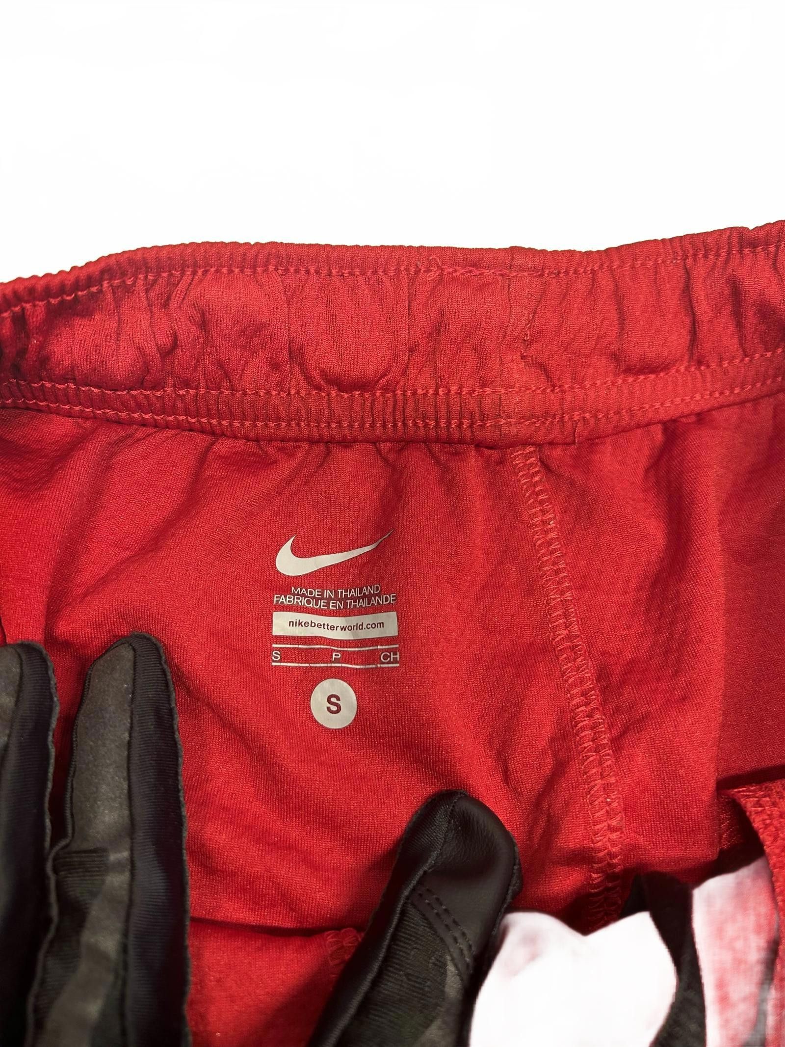 Nike Nike Red Running Shorts S | Men’s Sport Activewear Size US 30 / EU 46 - 2 Thumbnail
