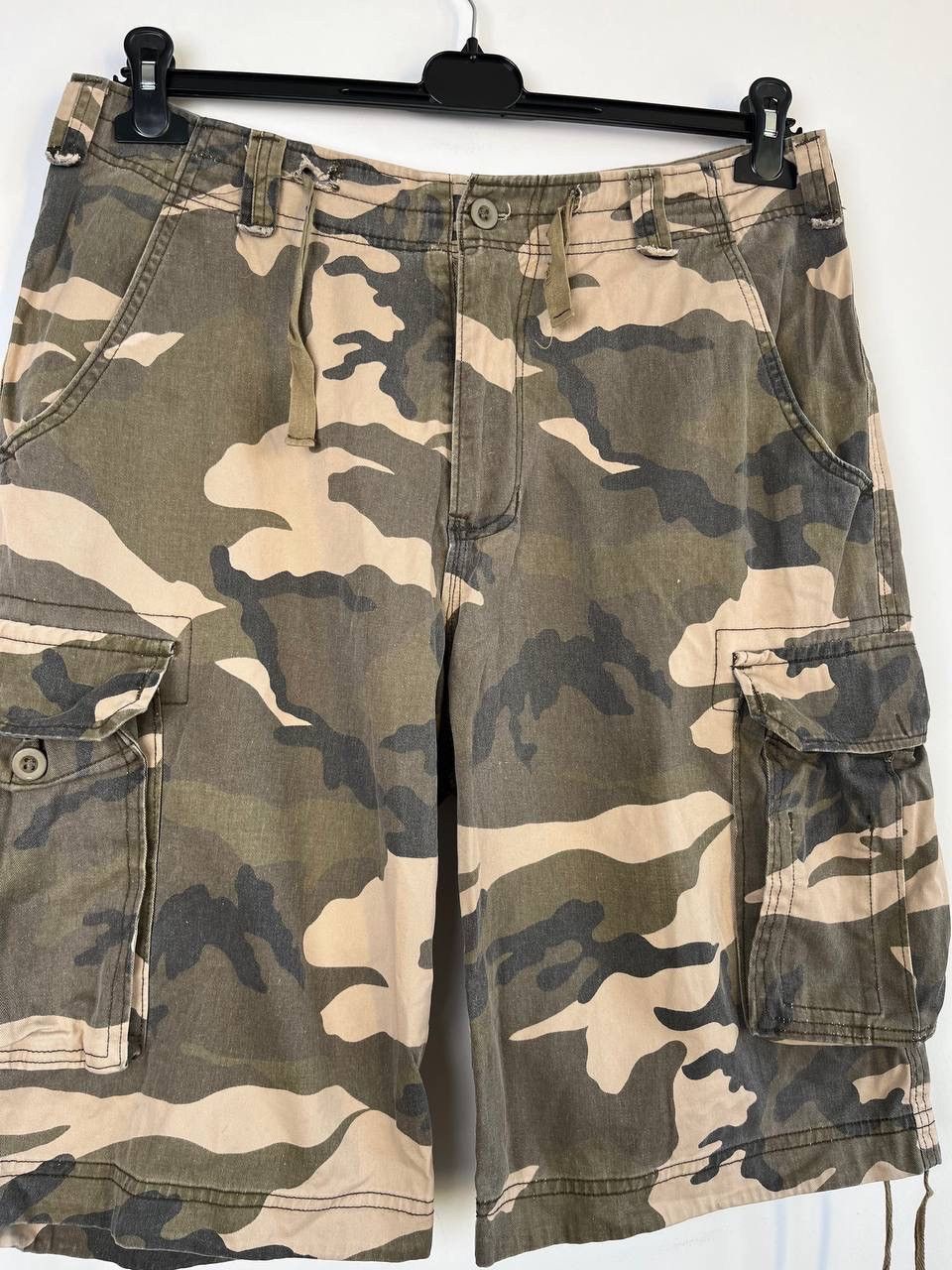 Other Vintage Military Cargo Camo Army Shorts Size US 32 / EU 48 - 2 Thumbnail