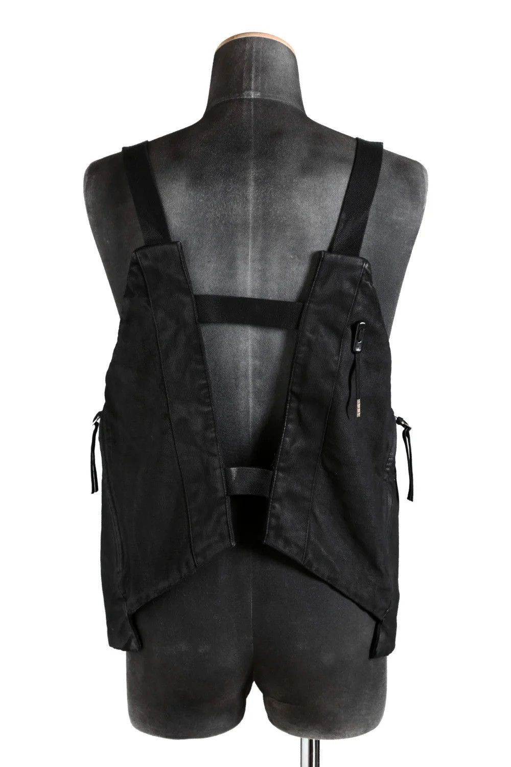 Boris Bidjan Saberi Boris Bidjan Saberi - S/S 20 - Vest 3 Size US L / EU 52-54 / 3 - 12 Thumbnail