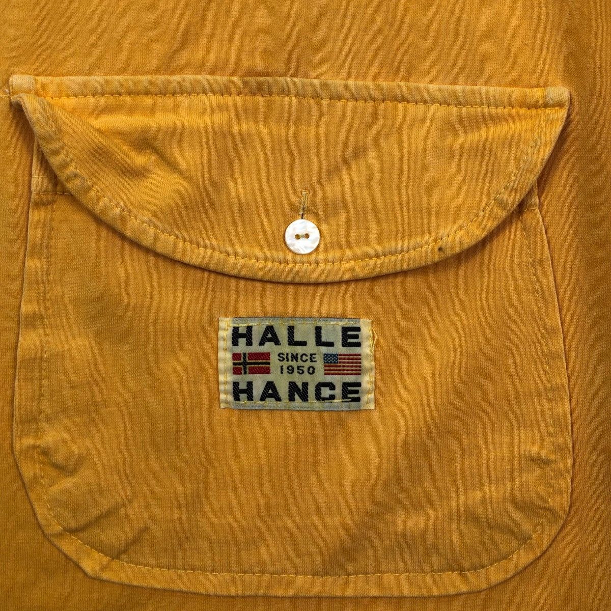 Vintage Vintage 90s HALLE HANCE T-Shirt Kangaroo Pocket Half Zipper Size US XL / EU 56 / 4 - 4 Thumbnail