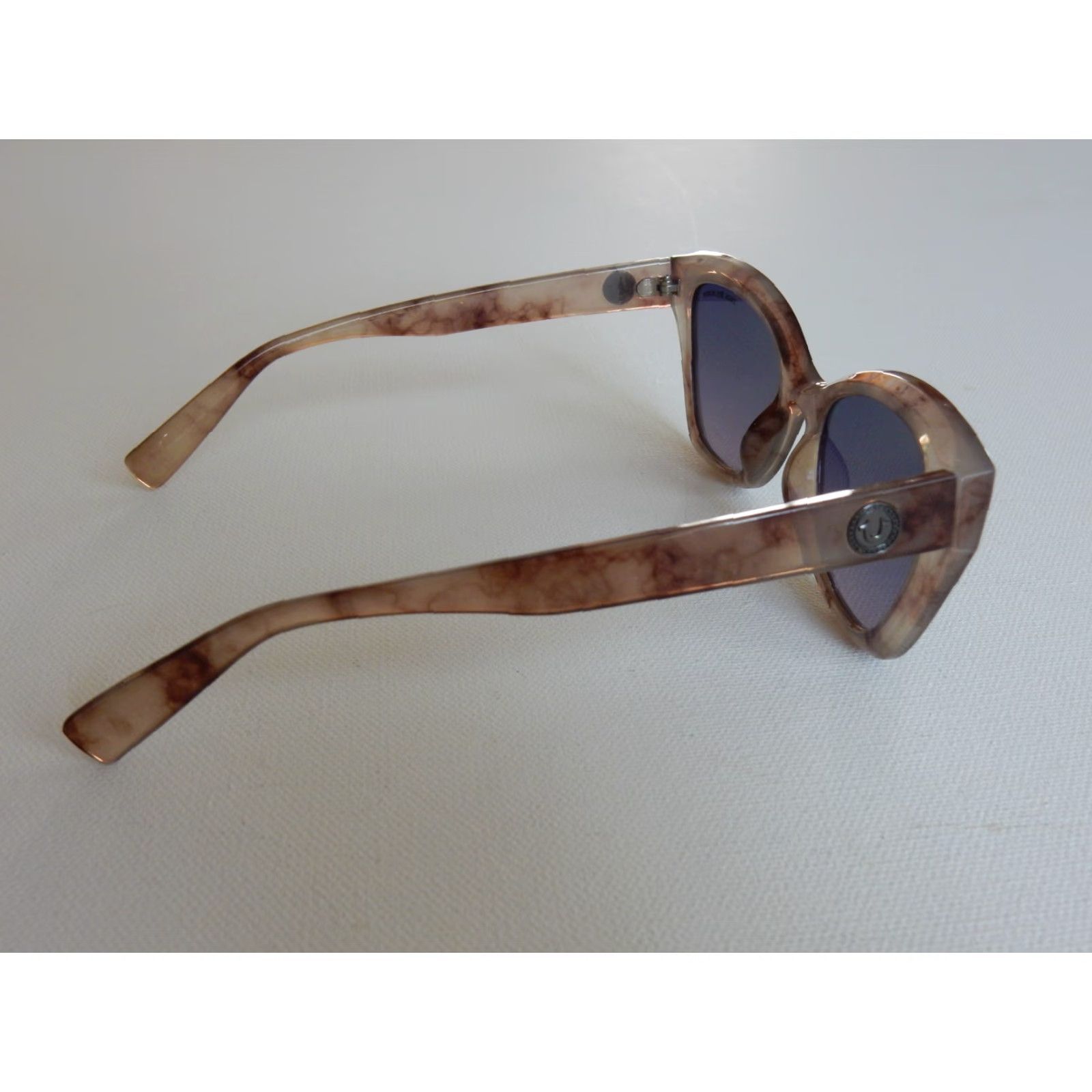 True Religion VINTAGE True Religion Sunglasses Women's Brown Small Scratches Size ONE SIZE - 3 Thumbnail