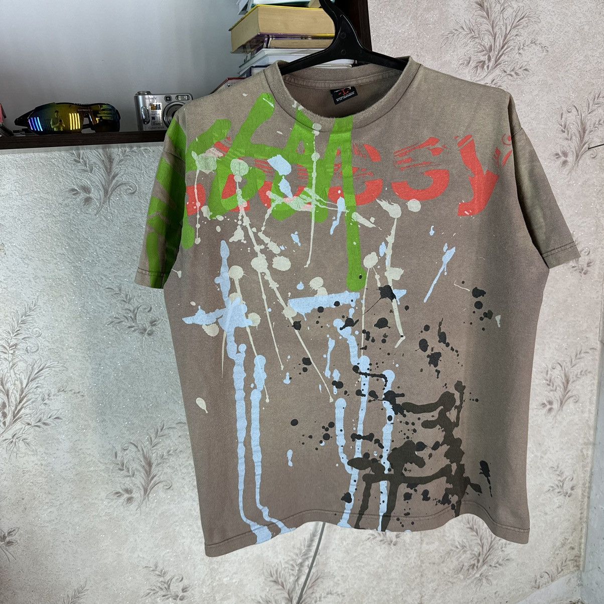 Stussy × Vintage Vintage Stussy T shirt 00s Grafity Beige Streetwear Skate L Size US L / EU 52-54 / 3 - 4 Thumbnail