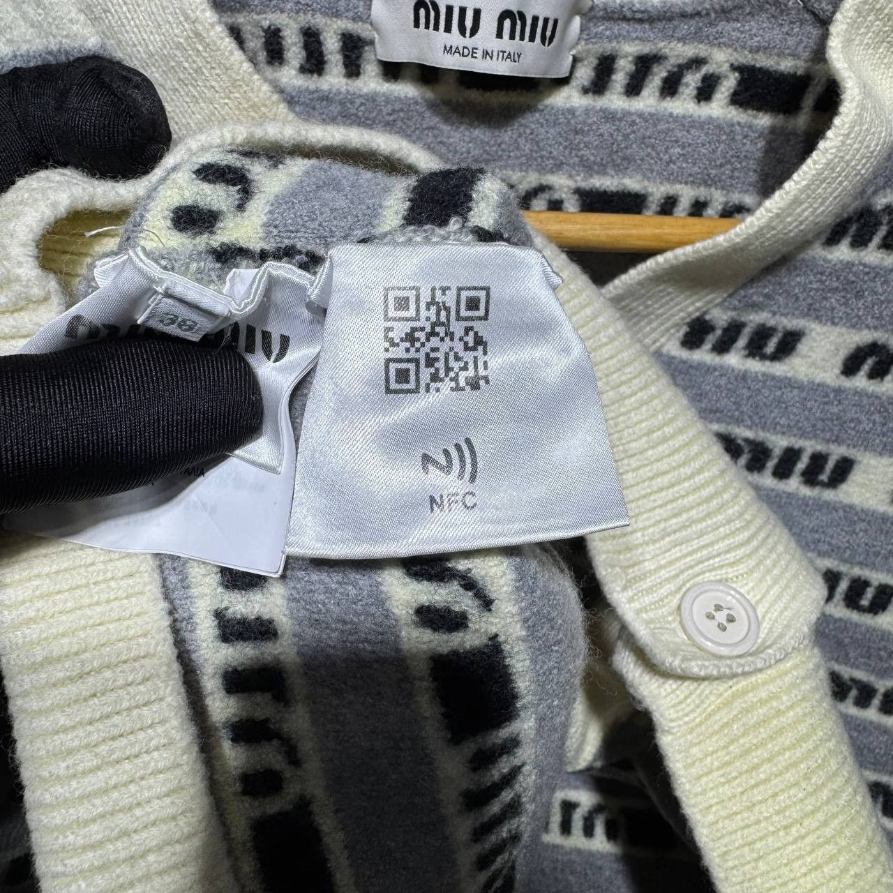 Miu Miu Miu Miu Logo Cardigan Size XS / US 0-2 / IT 36-38 - 13 Thumbnail