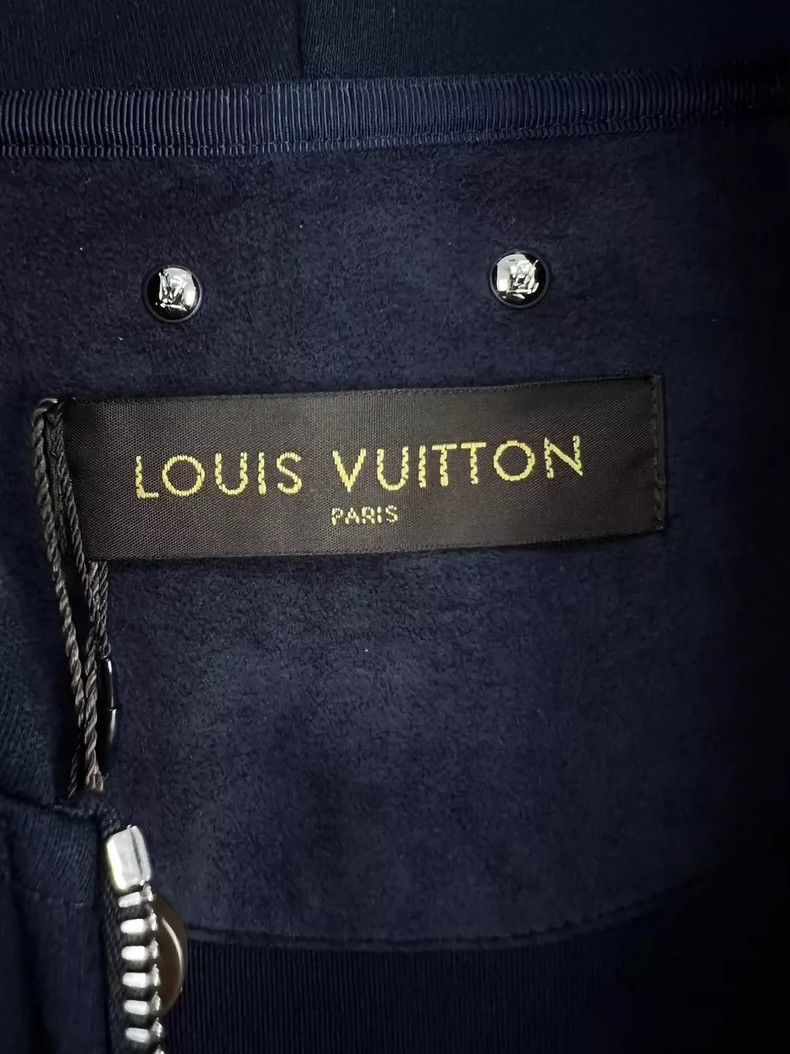 Louis Vuitton louis vuitton size 4l Metal Small LOGO Zip Jacket 2501-Nex Size US M / EU 48-50 / 2 - 4 Thumbnail