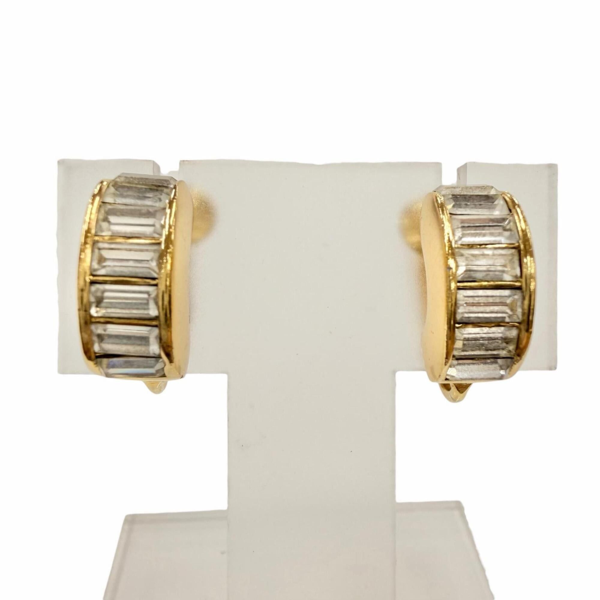 Dior Christian Dior Vintage Baguette Cluster Huggy Earrings, Gold Clear, Women's Accessory Size ONE SIZE - 1 Thumbnail