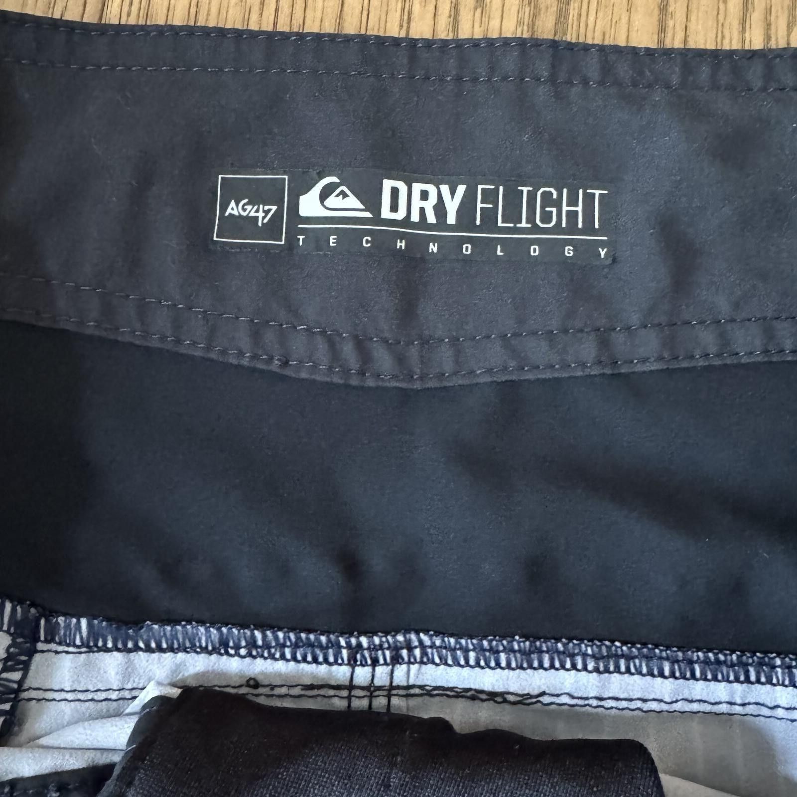 Quiksilver Quiksilver Size 29 Dry Flight Technology Men's Board Shorts Size US 32 / EU 48 - 2 Thumbnail