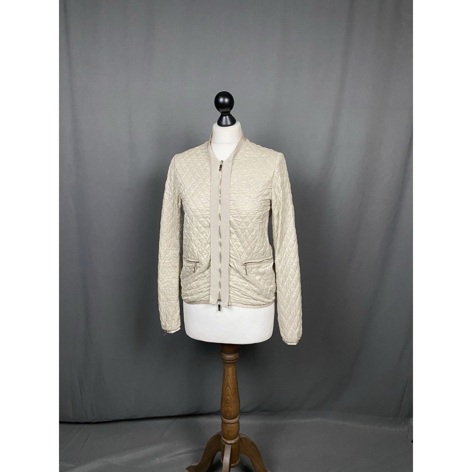 Moncler Moncler Eliane Giubbotto Women's Beige Quilted Jacket Size 0 Size XS / US 0-2 / IT 36-38 - 2 Thumbnail