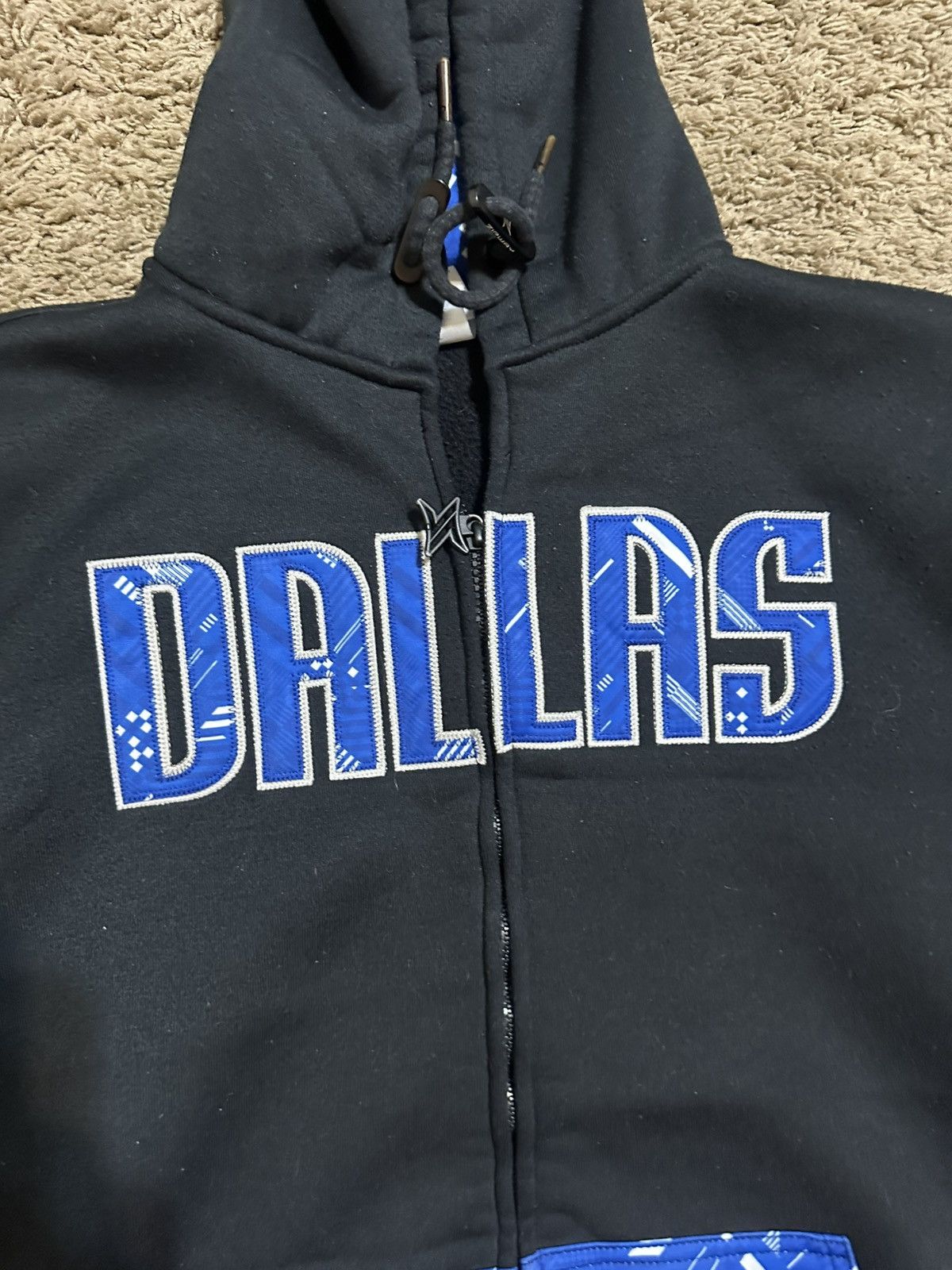 NBA Vintage NBA Dallas Mavericks hoodie 00s size xl Size US XL / EU 56 / 4 - 2 Thumbnail