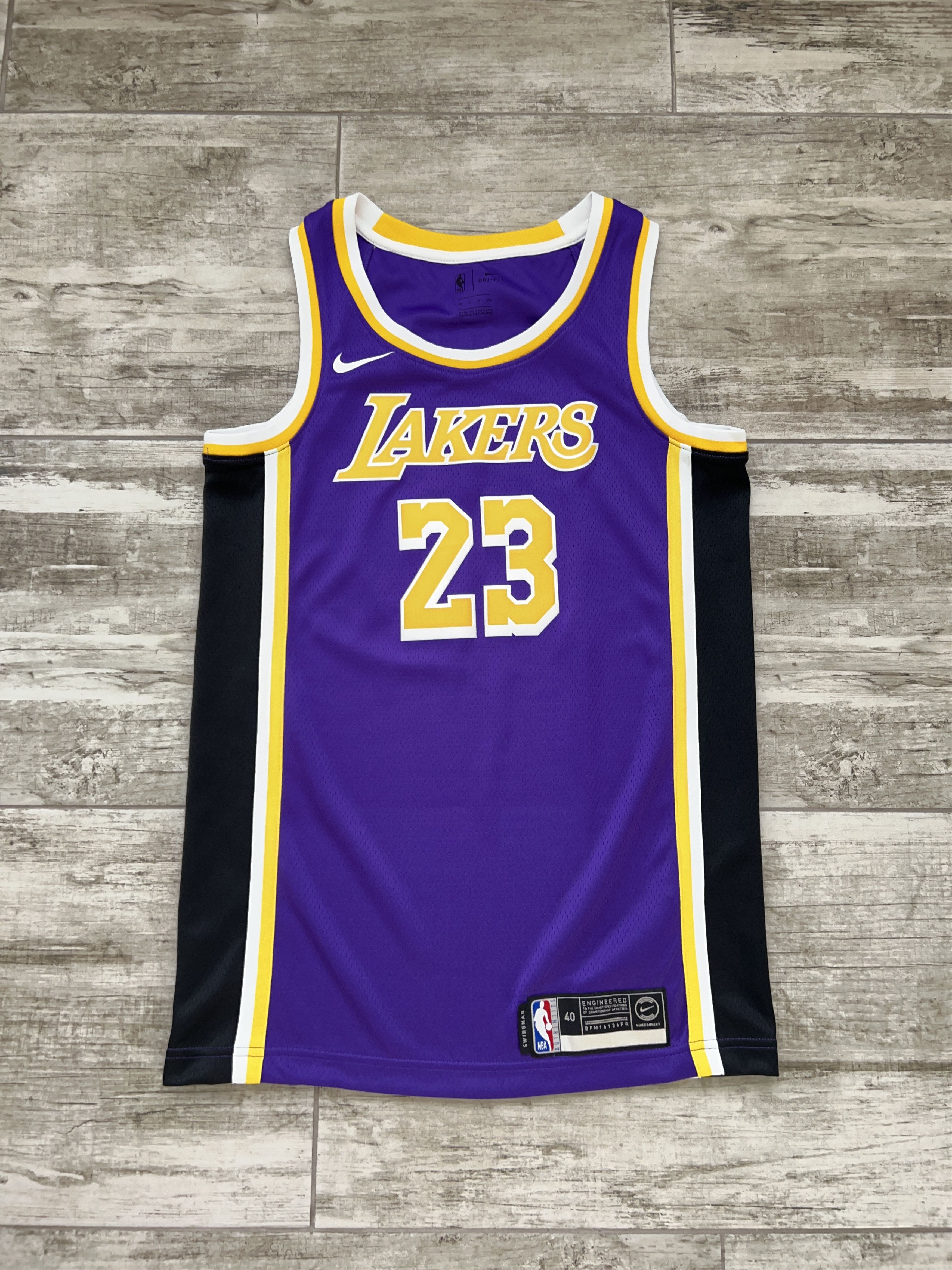 Nike LeBron James #23 LA Lakers Basketball Jersey Shirt