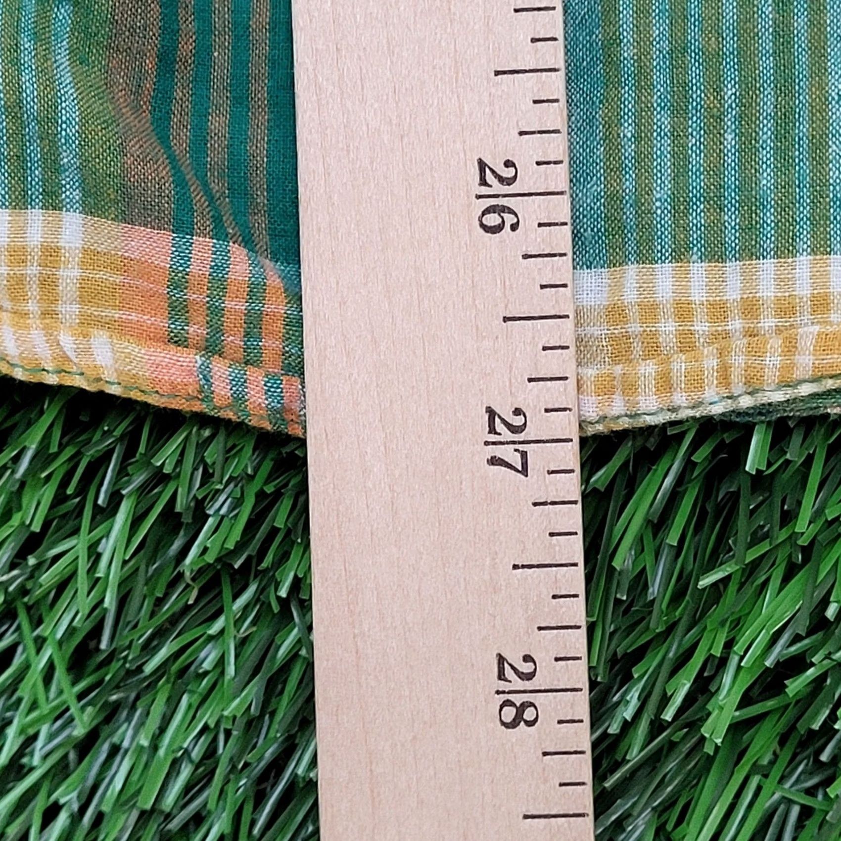 Vintage VINTAGE MOD Plaid Shirt John F Gee Button-Up Large 22x27 Green Check Mens 1990s Plaid Shirt Size US L / EU 52-54 / 3 - 5 Thumbnail