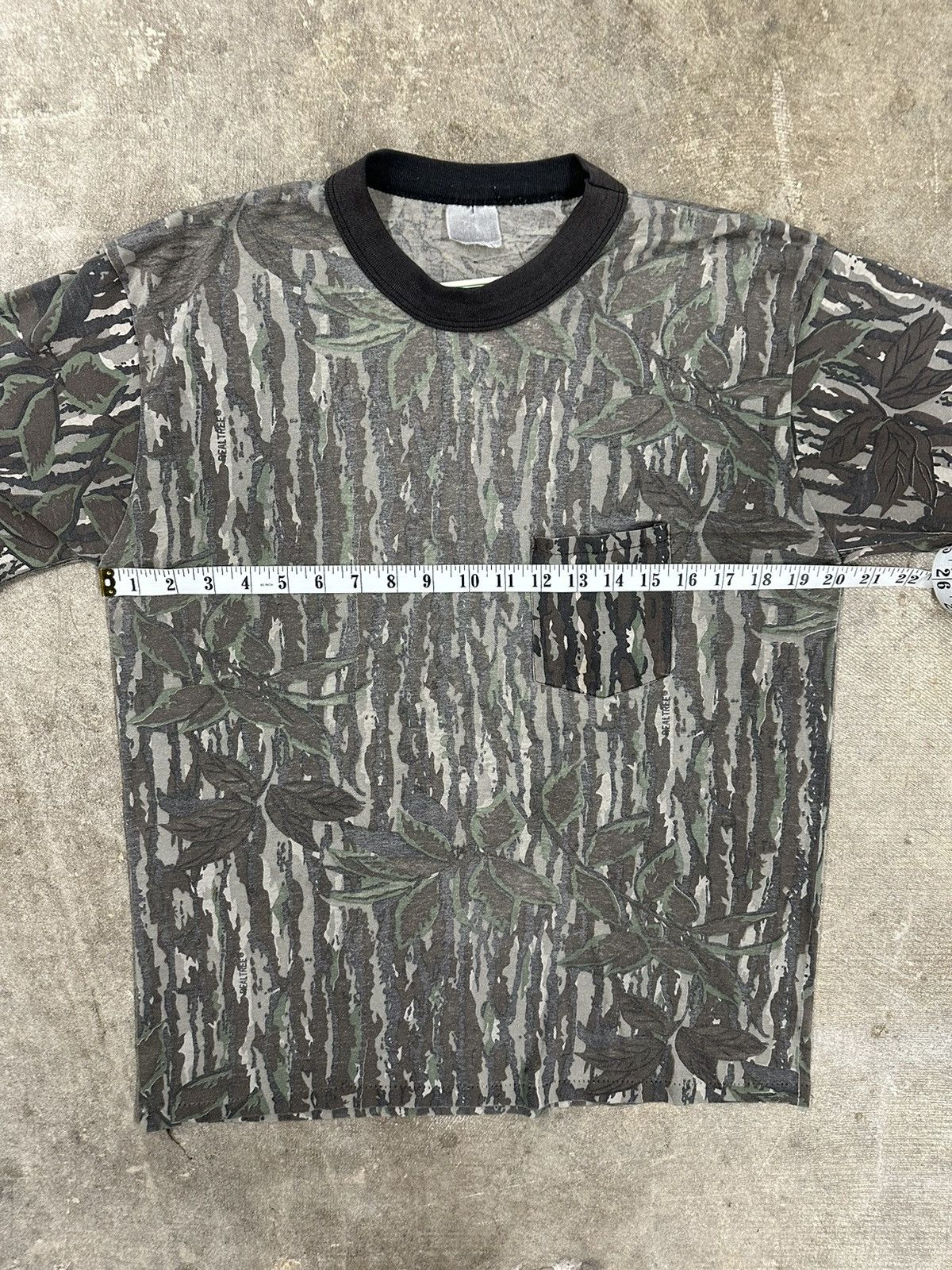 Realtree Vintage 90s Realtree Camouflage Pocket T-Shirt Size US M / EU 48-50 / 2 - 11 Thumbnail