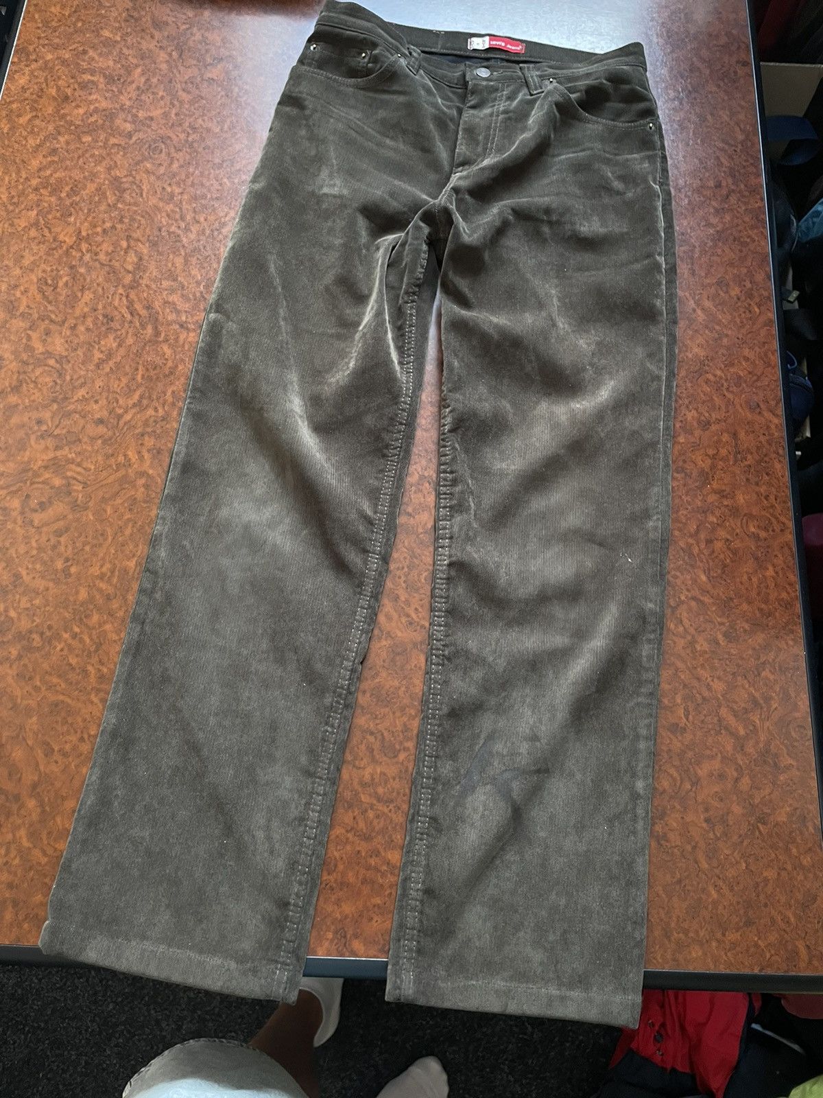 Levi's × Levi's Vintage Clothing 90s corduroy 630 levis pants jeans joggers OLD MONEY Size US 30 / EU 46 - 8 Thumbnail