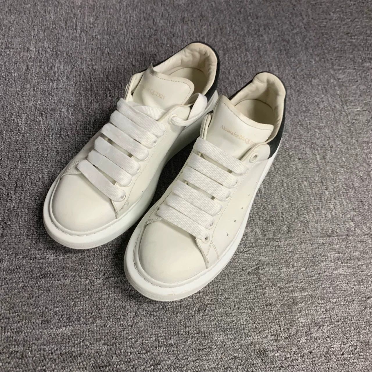 Alexander McQueen Alexander McQueen White Lowtop Sneakers 35.5 Women Size US 5 / IT 35 - 1 Thumbnail