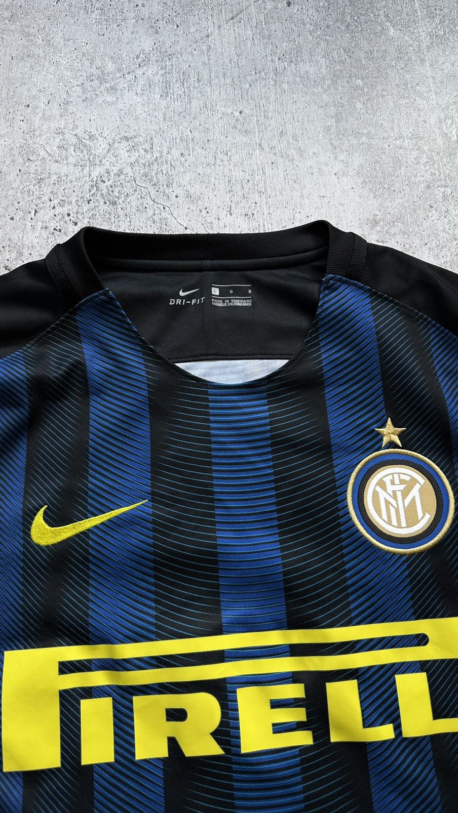 Nike 2016/17 Nike Inter Milano Authentic Home Soccer Jersey Size US L / EU 52-54 / 3 - 6 Thumbnail