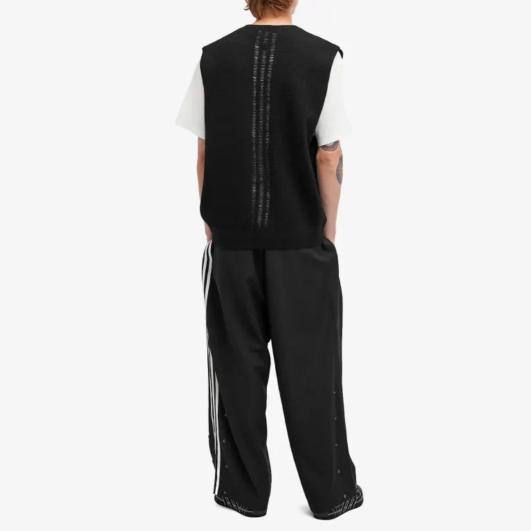 Y-3 o1s22i1n0125 Wool Crewneck Vest in Black Size US S / EU 44-46 / 1 - 4 Thumbnail