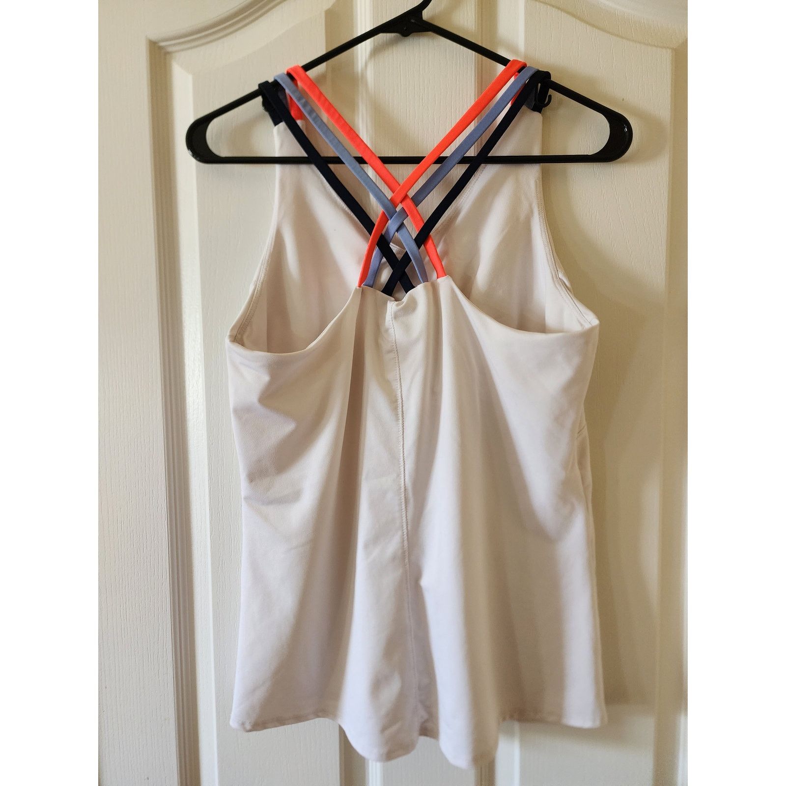 Other Lucky In Love Criss Cross Activewear Tank Top Cami L White Size L / US 10 / IT 46 - 2 Thumbnail