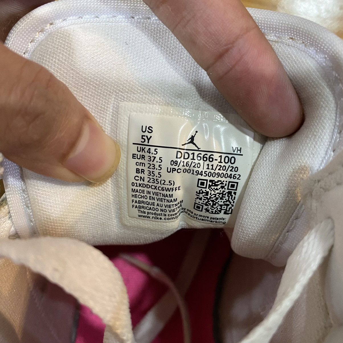 Nike Nike Air Jordan 1 Mid Paint Drip Ice Cream Pink Size 5y Size US 7 / IT 37 - 12 Thumbnail