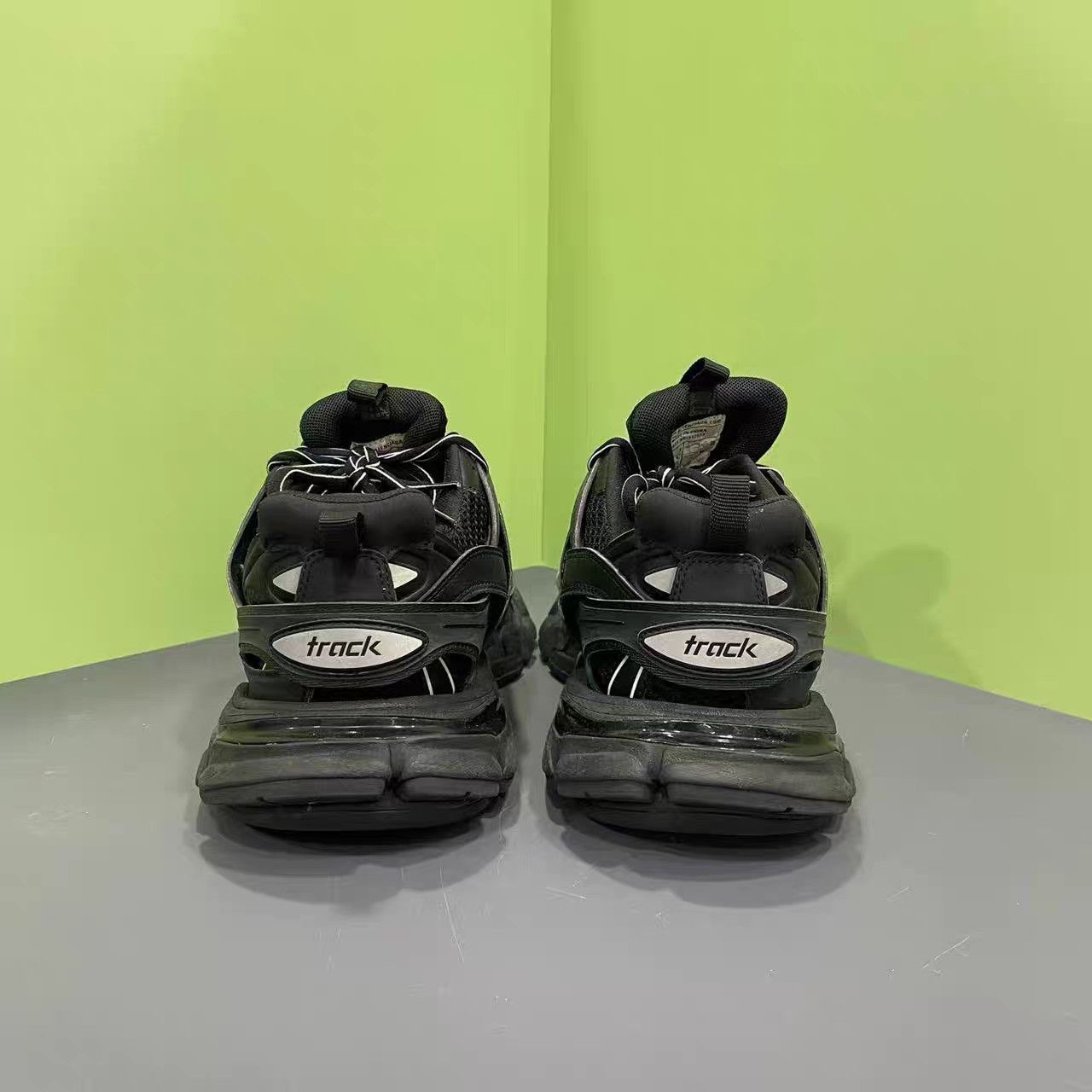 Balenciaga Balenciaga Track Black Distressed Sneakers K15 Size US 9 / EU 42 - 5 Thumbnail