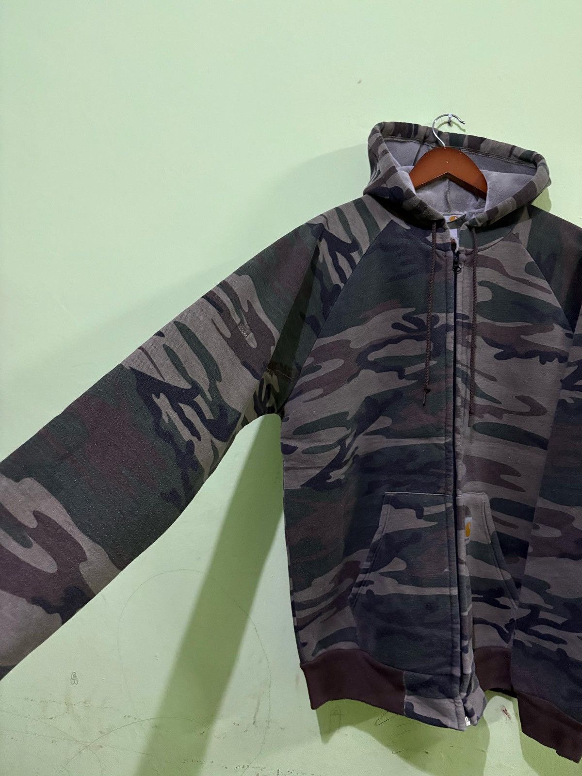 Carhartt VTG 90's Carhartt Camouflage Sweater Small Logo Design Size US L / EU 52-54 / 3 - 2 Thumbnail