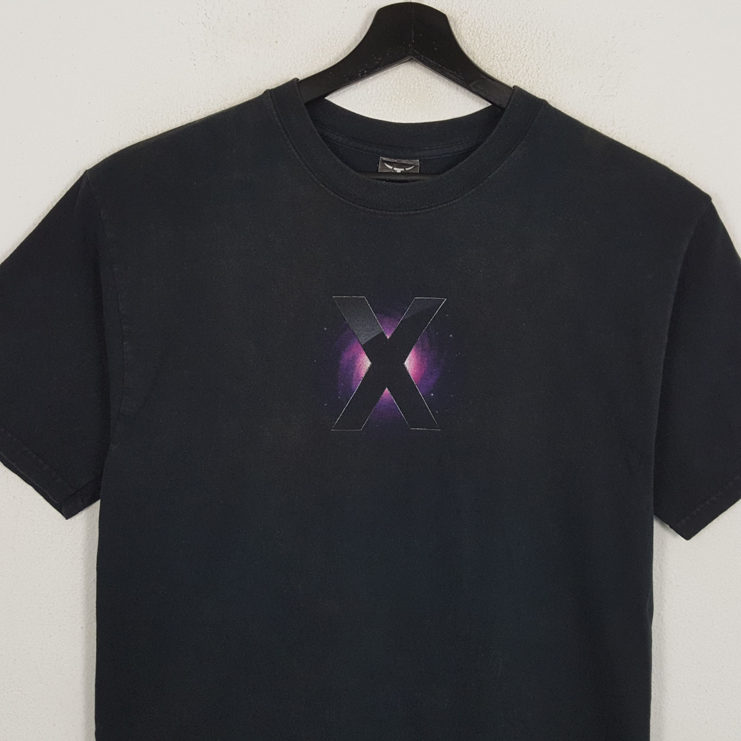 Apple × Vintage Apple IPHONE X Center Design Promo Tshirt Size US M / EU 48-50 / 2 - 2 Thumbnail