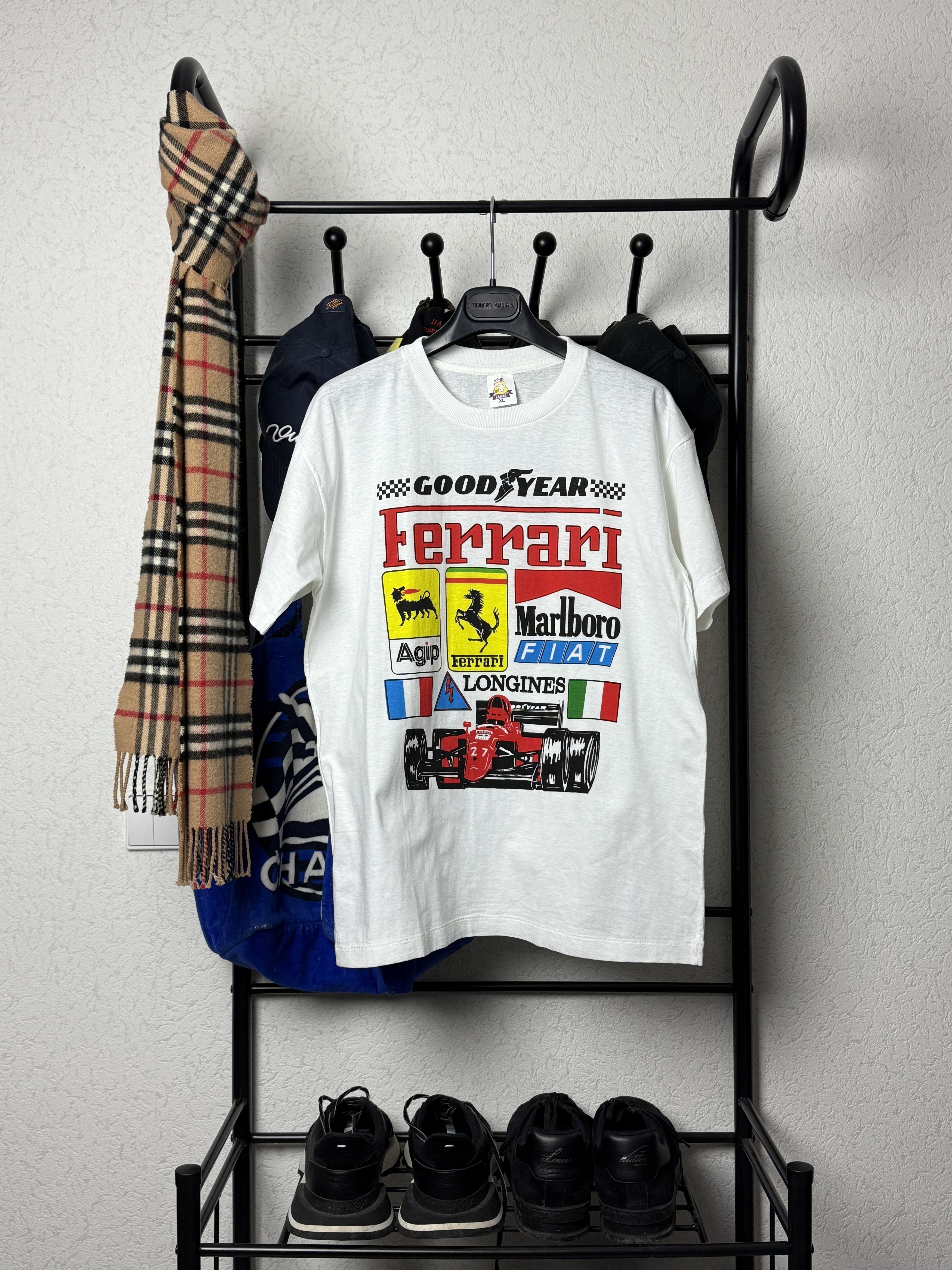 Ferrari Vintage 90s Ferrari Formula 1 sponsor graphic T shirt Size US XL / EU 56 / 4 - 1 Thumbnail