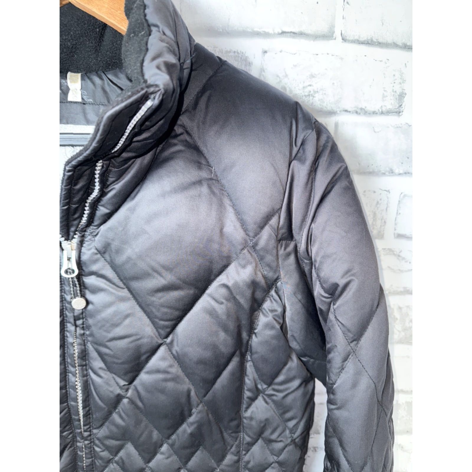 Eddie Bauer VINTAGE Eddie Bauer Black Quilted Parka Womens S 650 Down Jacket Women's Regular Size Small Parka Quilted 650 Down Black Womens Size S / US 4 / IT 40 - 2 Thumbnail