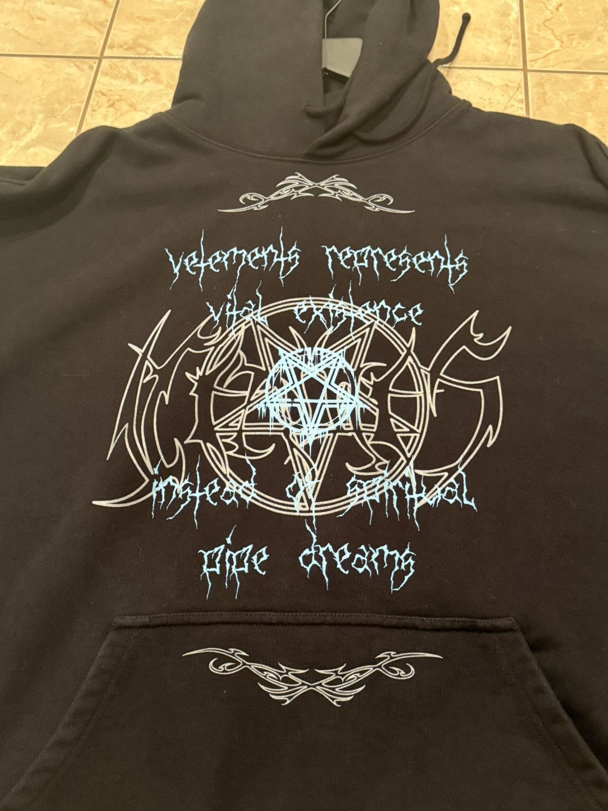 Vetements Vetements Vital Existence Hoodie Size US XS / EU 42 / 0 - 3 Thumbnail