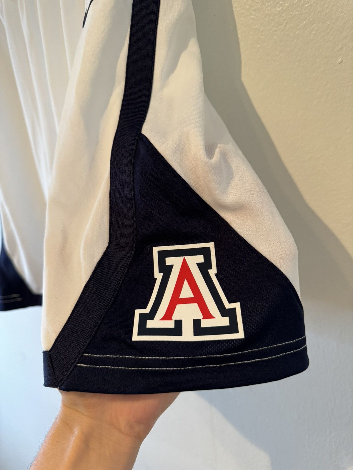 Nike Nike University of Arizona Basketball Shorts Women’s M NEW Size 32" / US 10 / IT 46 - 3 Thumbnail