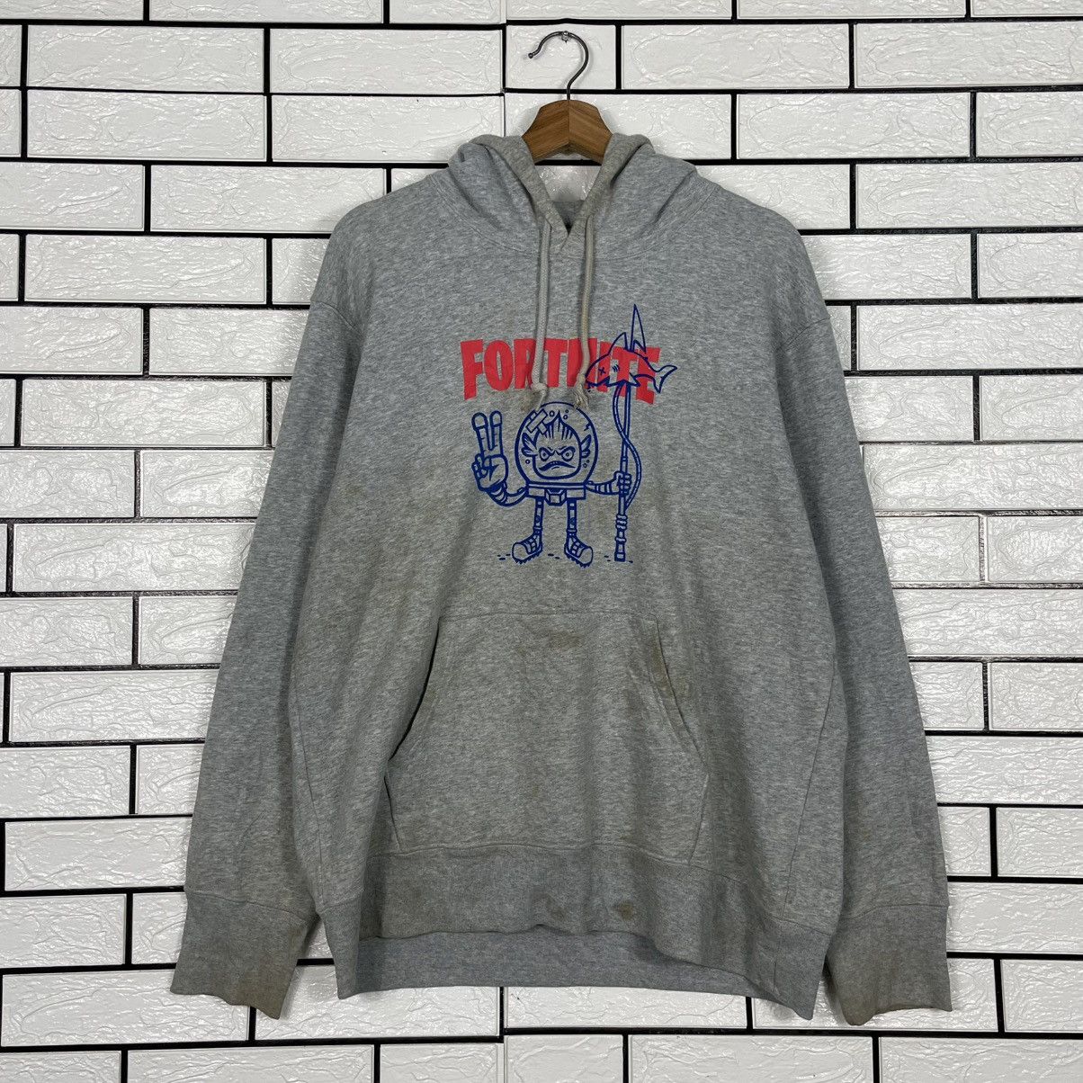Uniqlo Uniqlo Fortnite Big Logo Hoodie Size US L / EU 52-54 / 3 - 10 Thumbnail