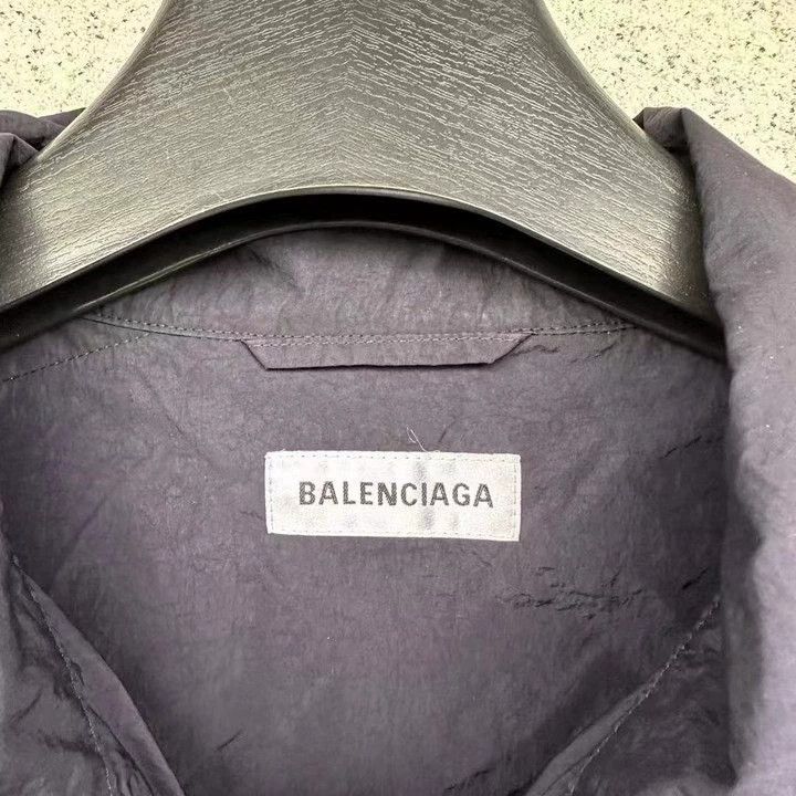 Balenciaga Balenciaga size 38 Black and green assault jacket Size US XS / EU 42 / 0 - 2 Thumbnail