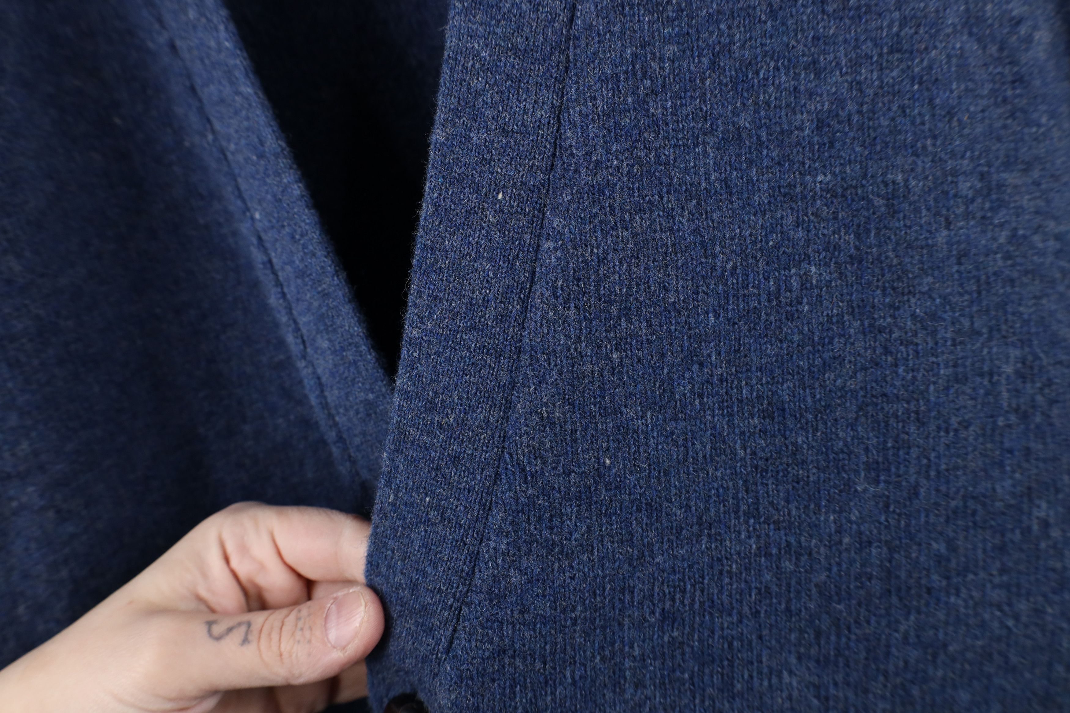 Vintage Vintage 90s Streetwear Knit Button Cardigan Sweater Blue Size US XL / EU 56 / 4 - 6 Thumbnail