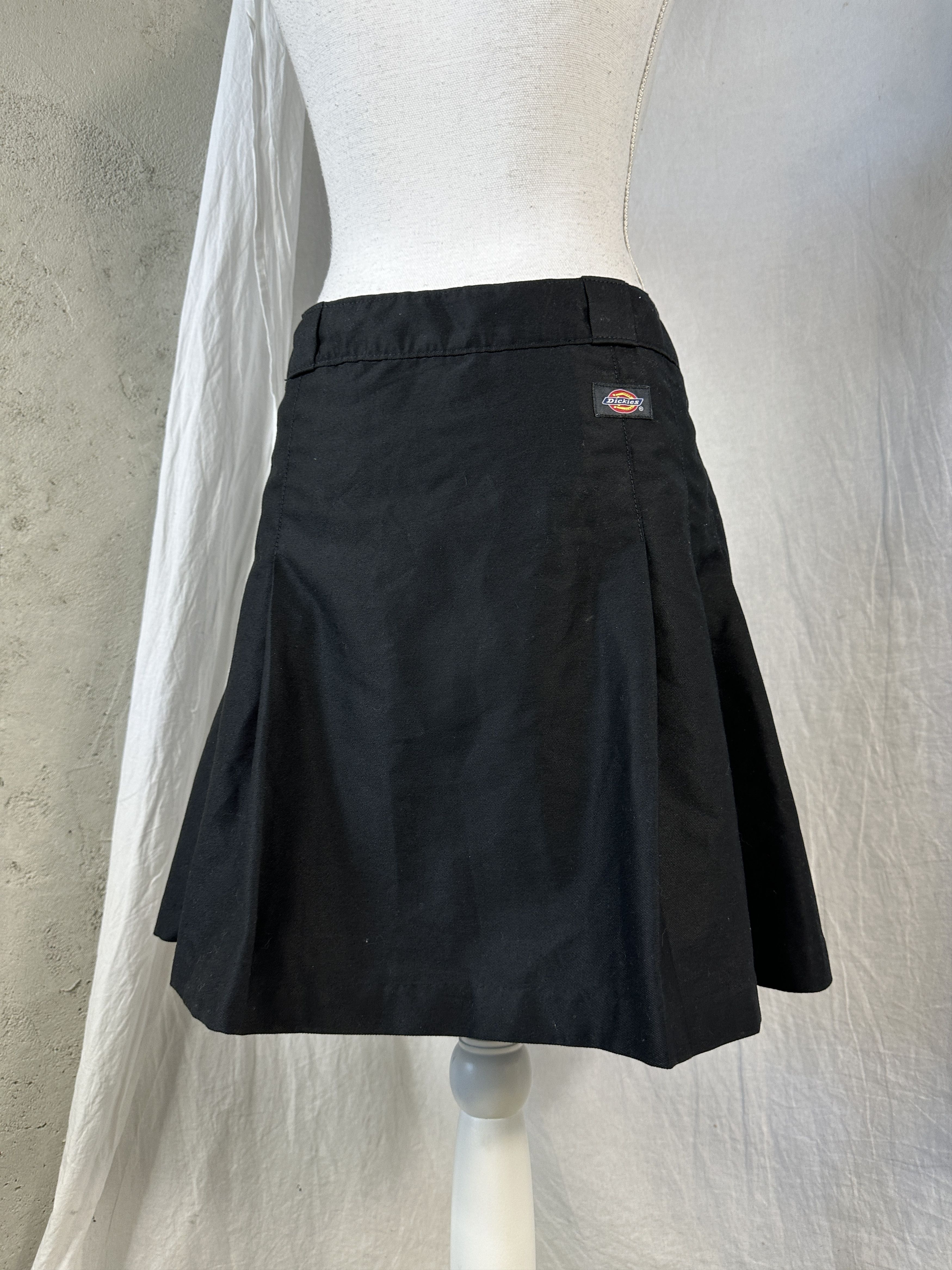 Dickies × Vintage Vintage Avant Garde Opium Grunge Y2K Tennis Dickies Skirt Size 28" / US 6 / IT 42 - 1 Thumbnail