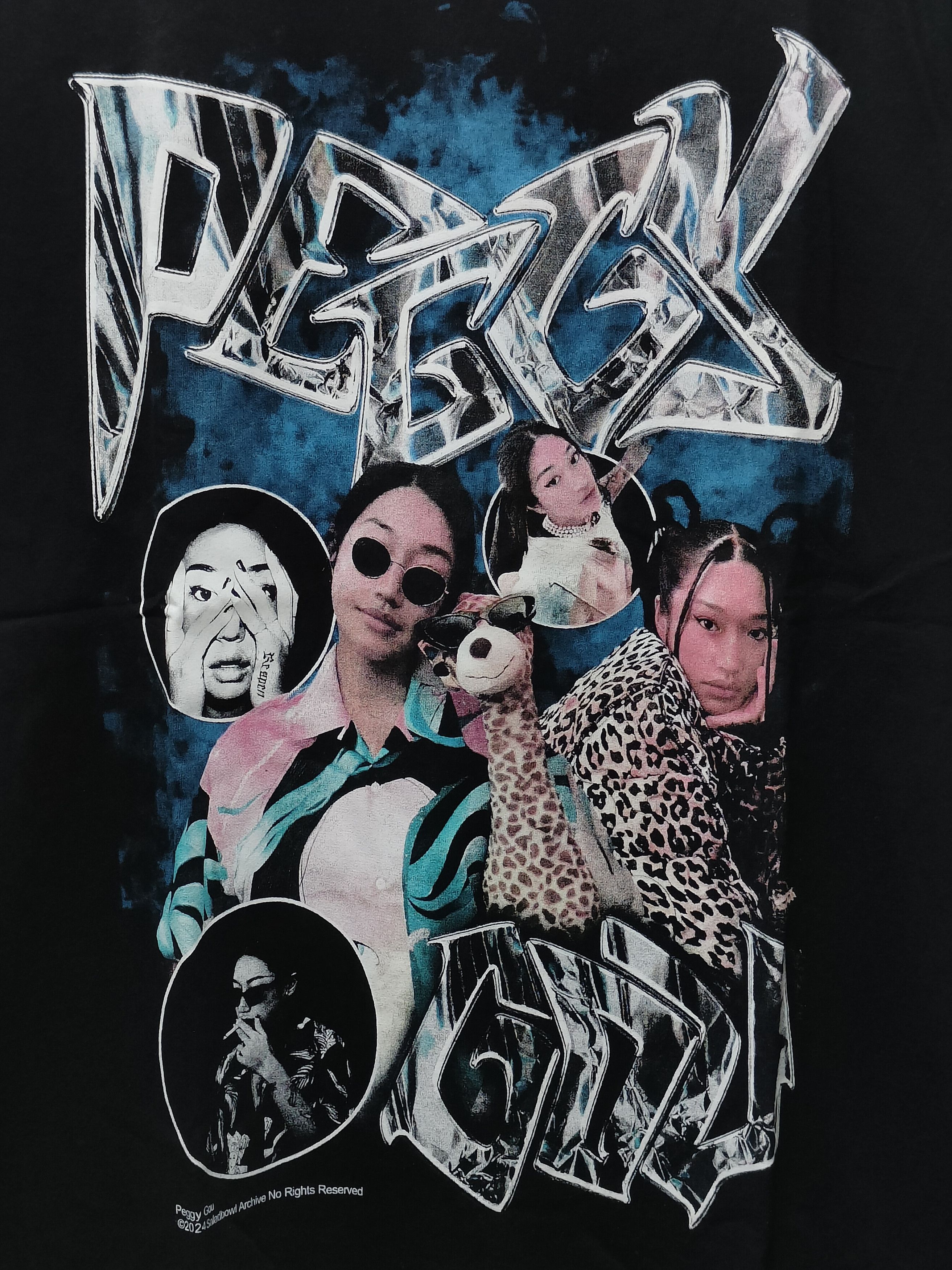 Rap Tees Peggy Gou Lobster Telephone T-shirt Size US XL / EU 56 / 4 - 2 Thumbnail