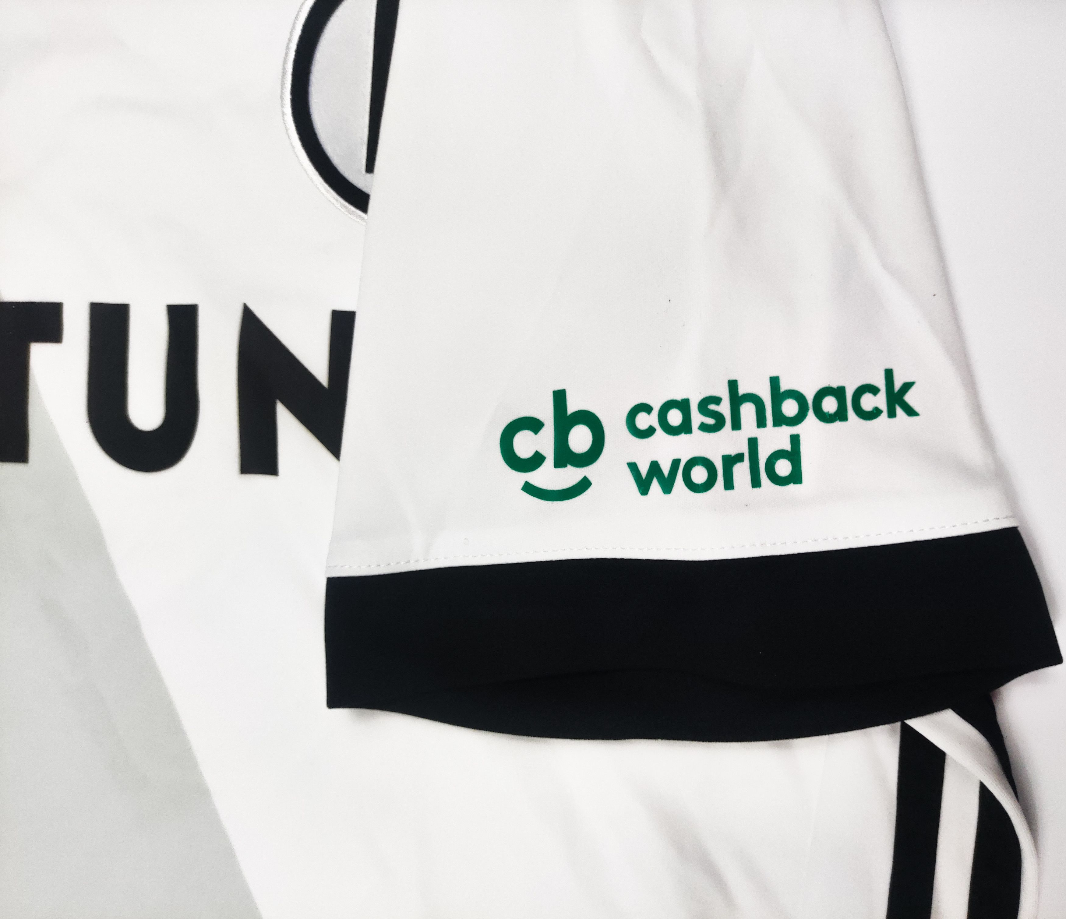 Adidas Legia Warszawa Adidas 2017 - 2019 Home Shirt Jersey Warsaw Size US M / EU 48-50 / 2 - 10 Thumbnail