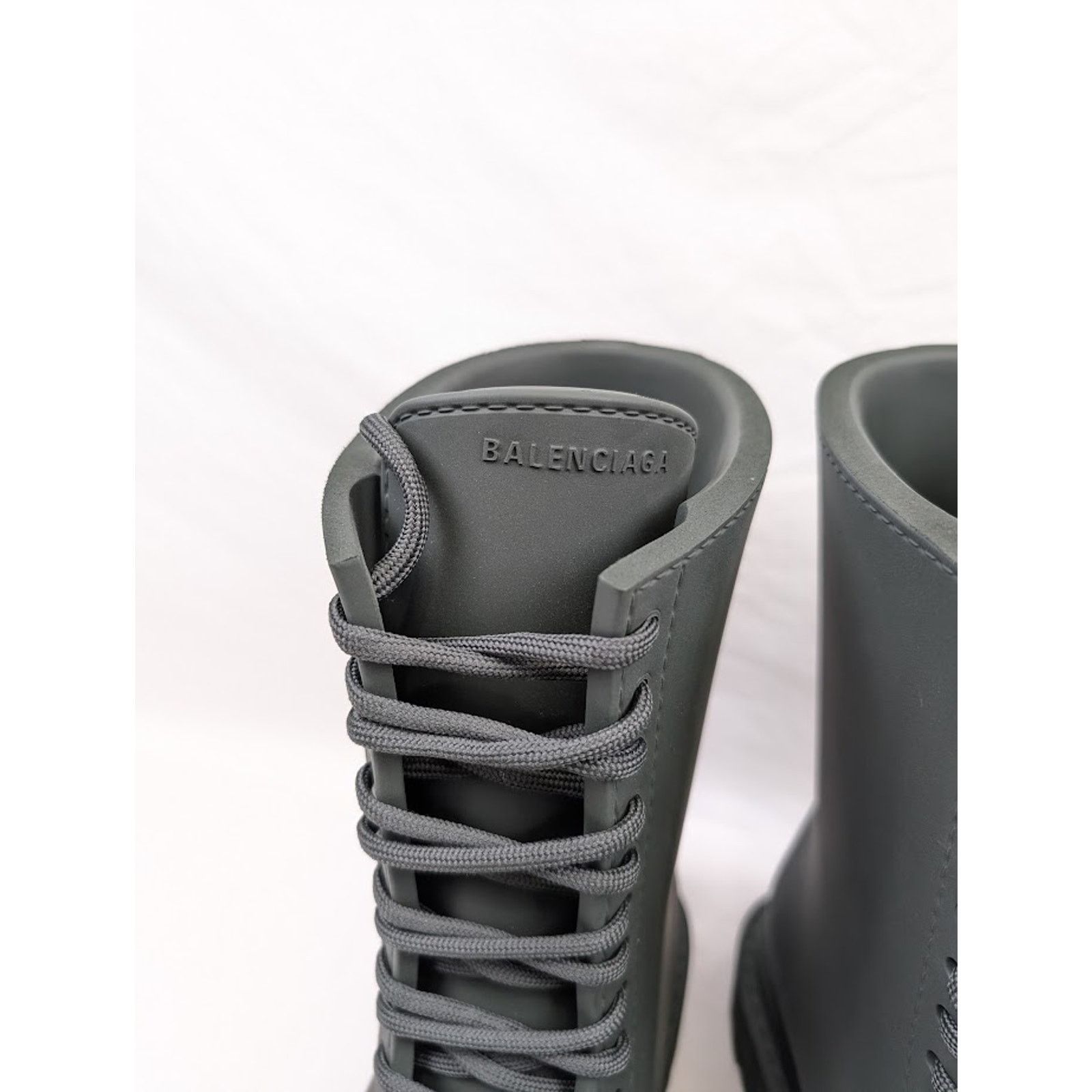 Balenciaga o1rshd1 Q:2 / Full Steroid Boots in Dark Khaki Size US 11 / EU 44 - 15 Thumbnail