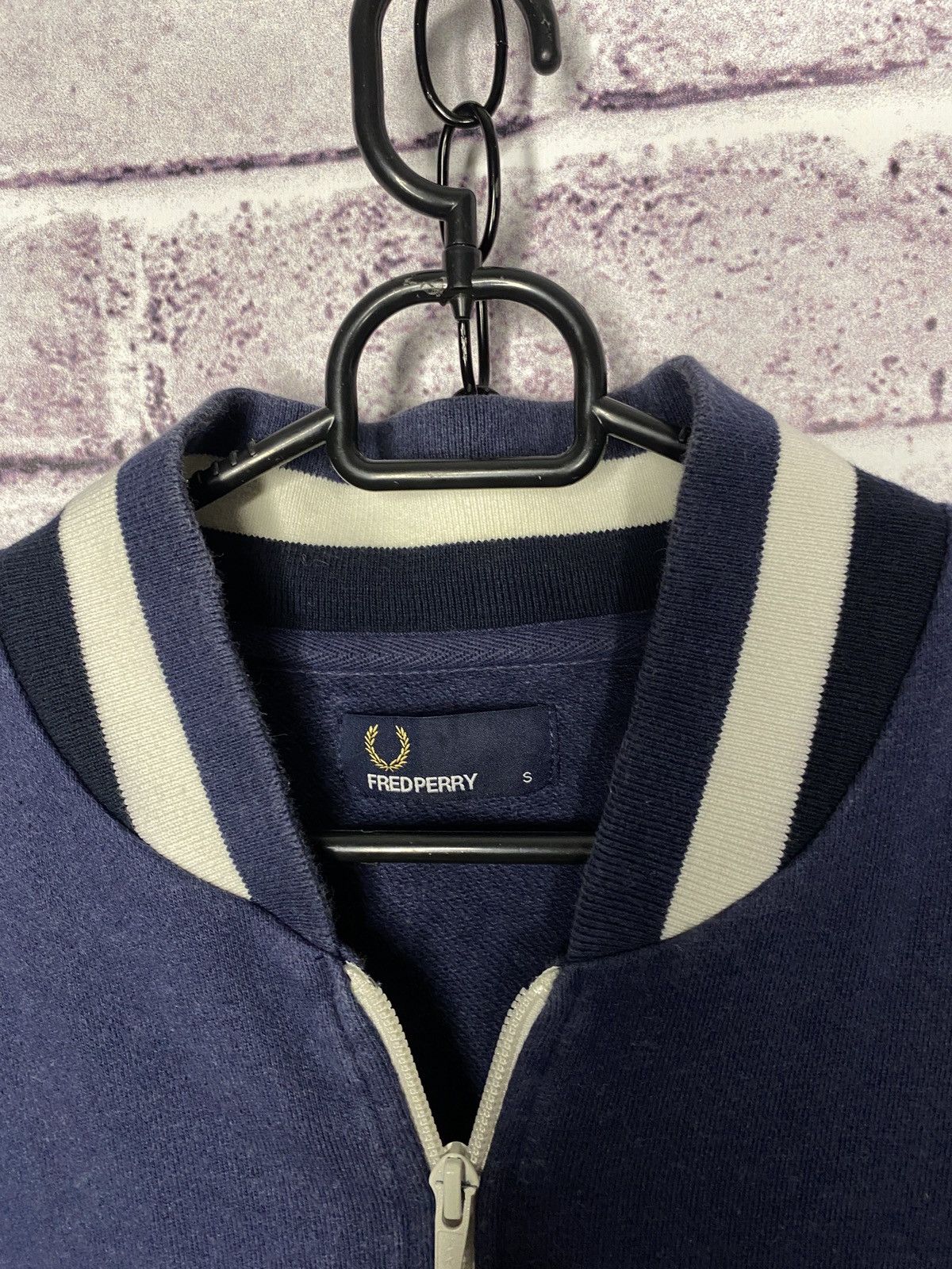 Fred Perry Men's Fred Perry bomber jacket big logo Size S Size US S / EU 44-46 / 1 - 5 Thumbnail